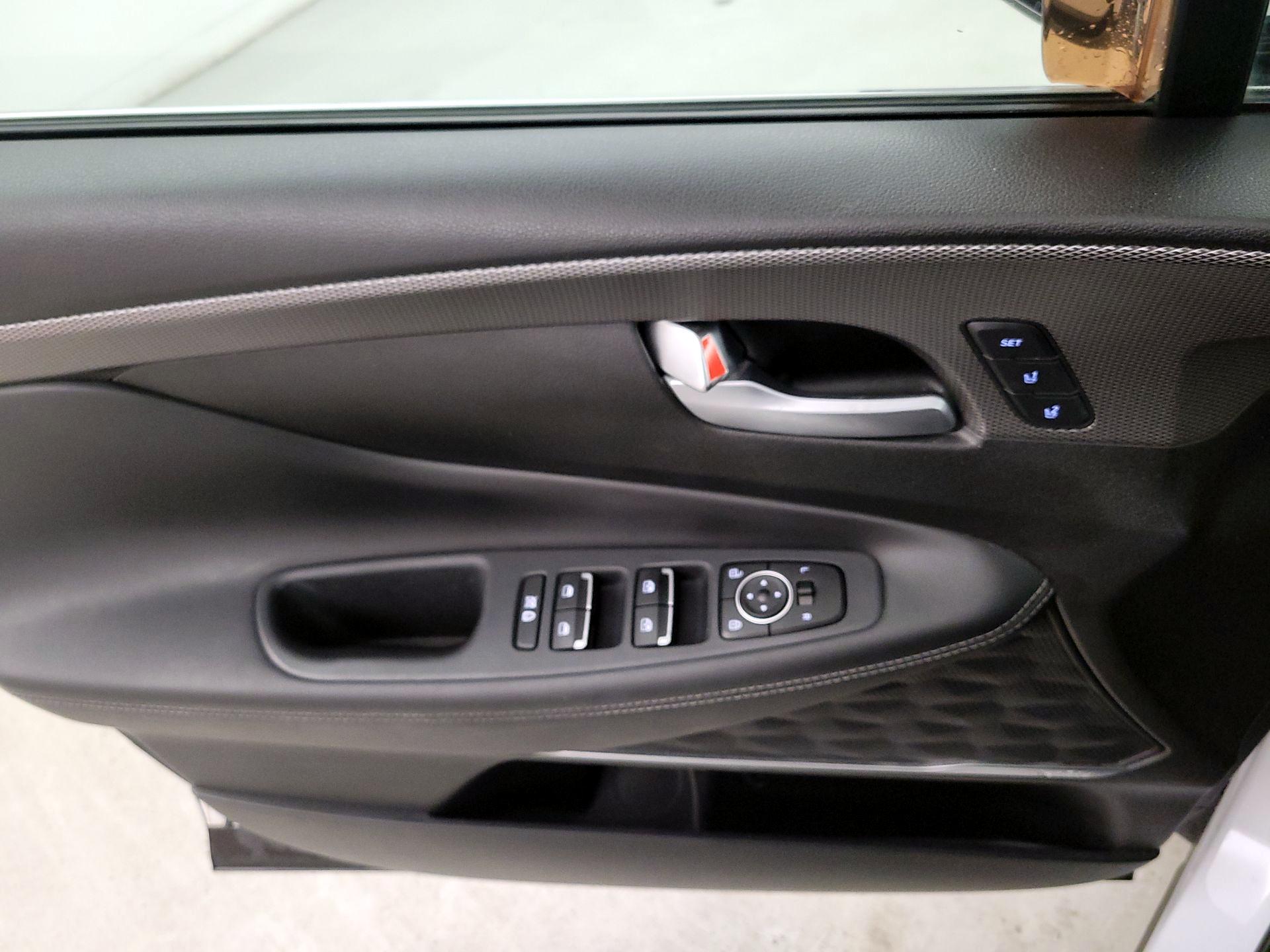 Thumbnail: 2020 Hyundai Santa Fe - 12