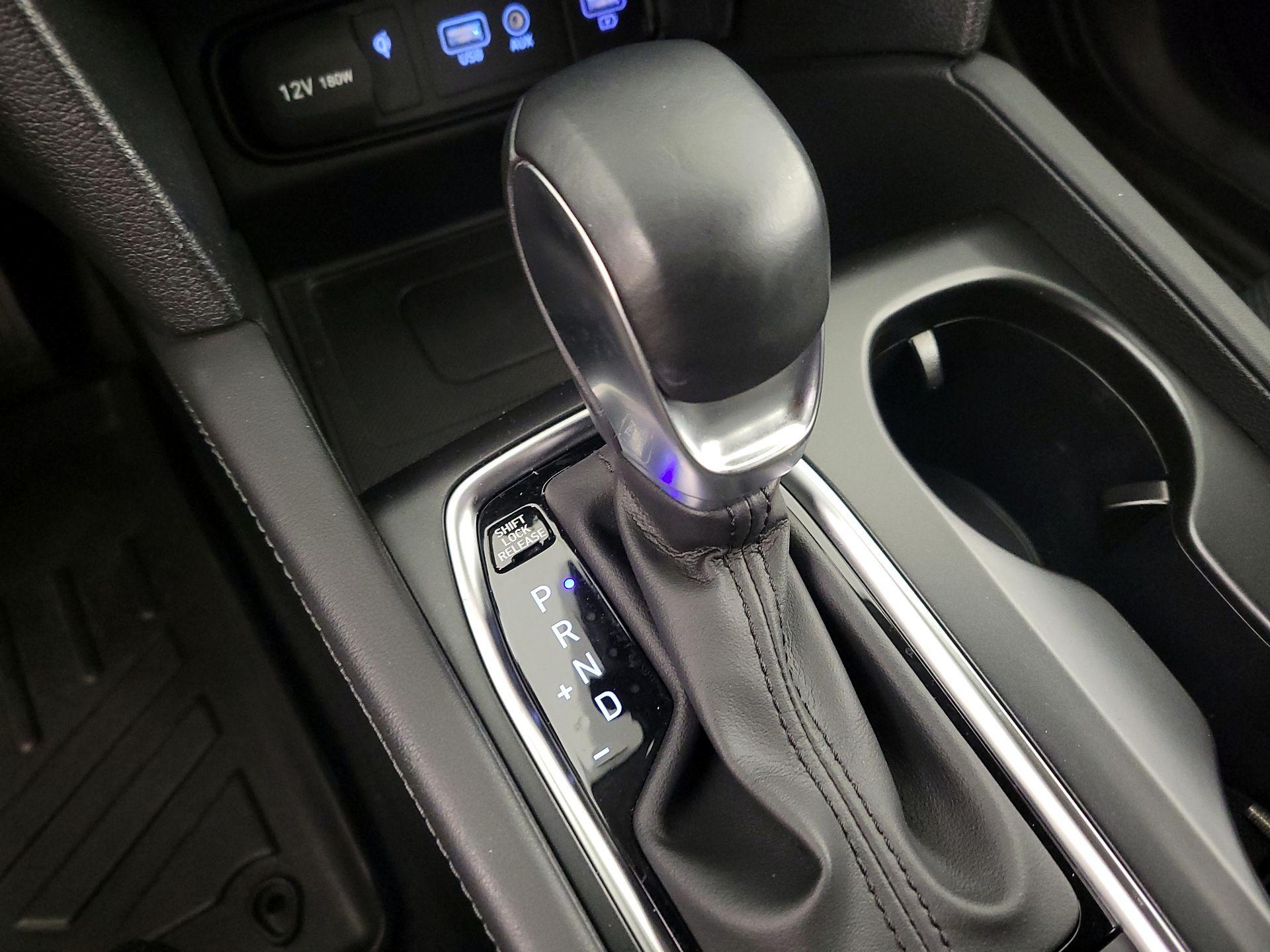 Thumbnail: 2020 Hyundai Santa Fe - 18