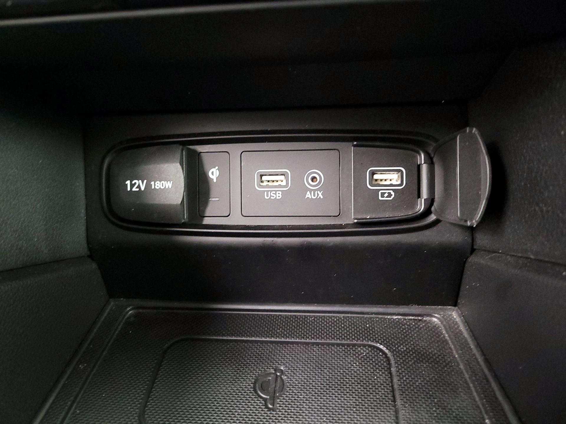 Thumbnail: 2020 Hyundai Santa Fe - 19