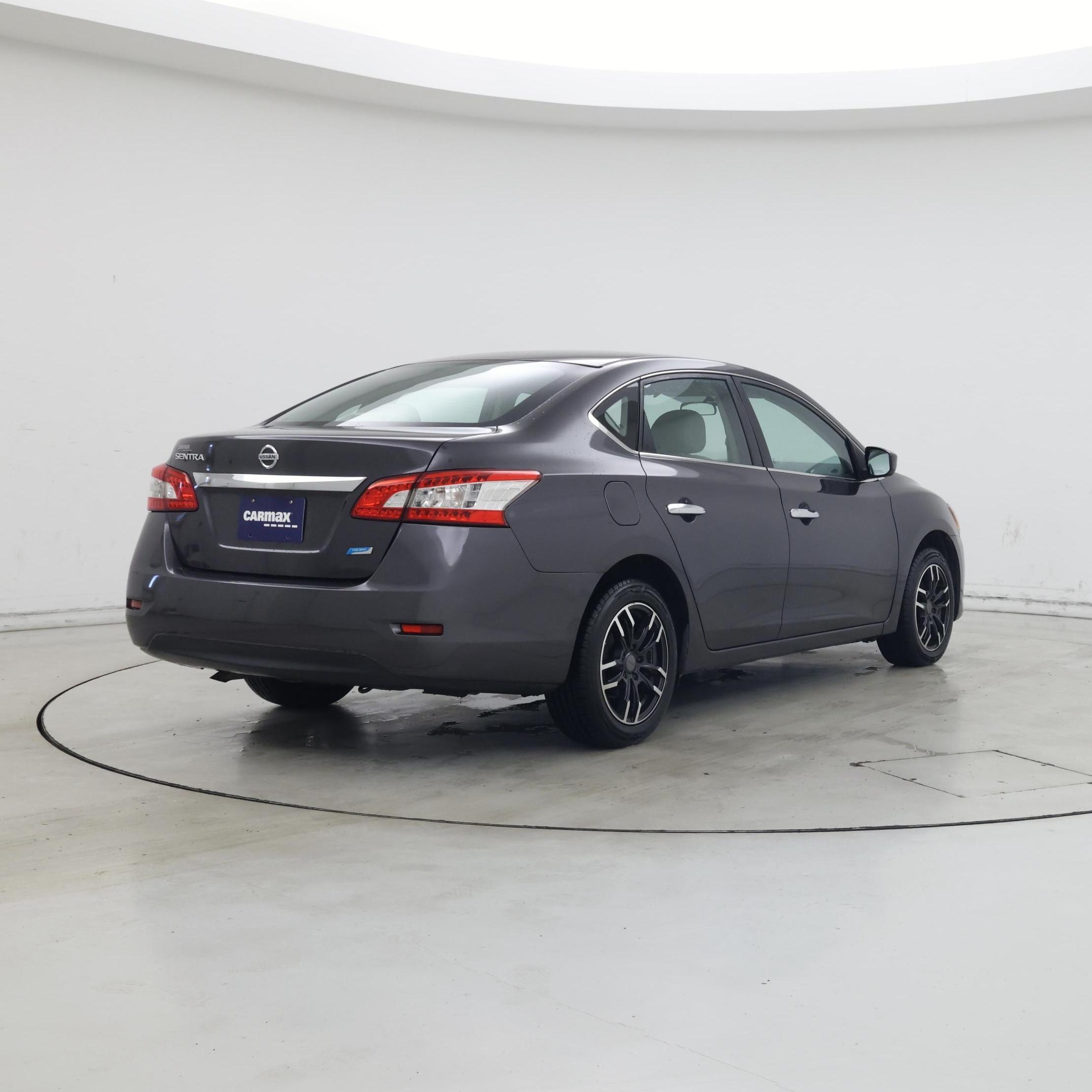 Thumbnail: 2014 Nissan Sentra - 8