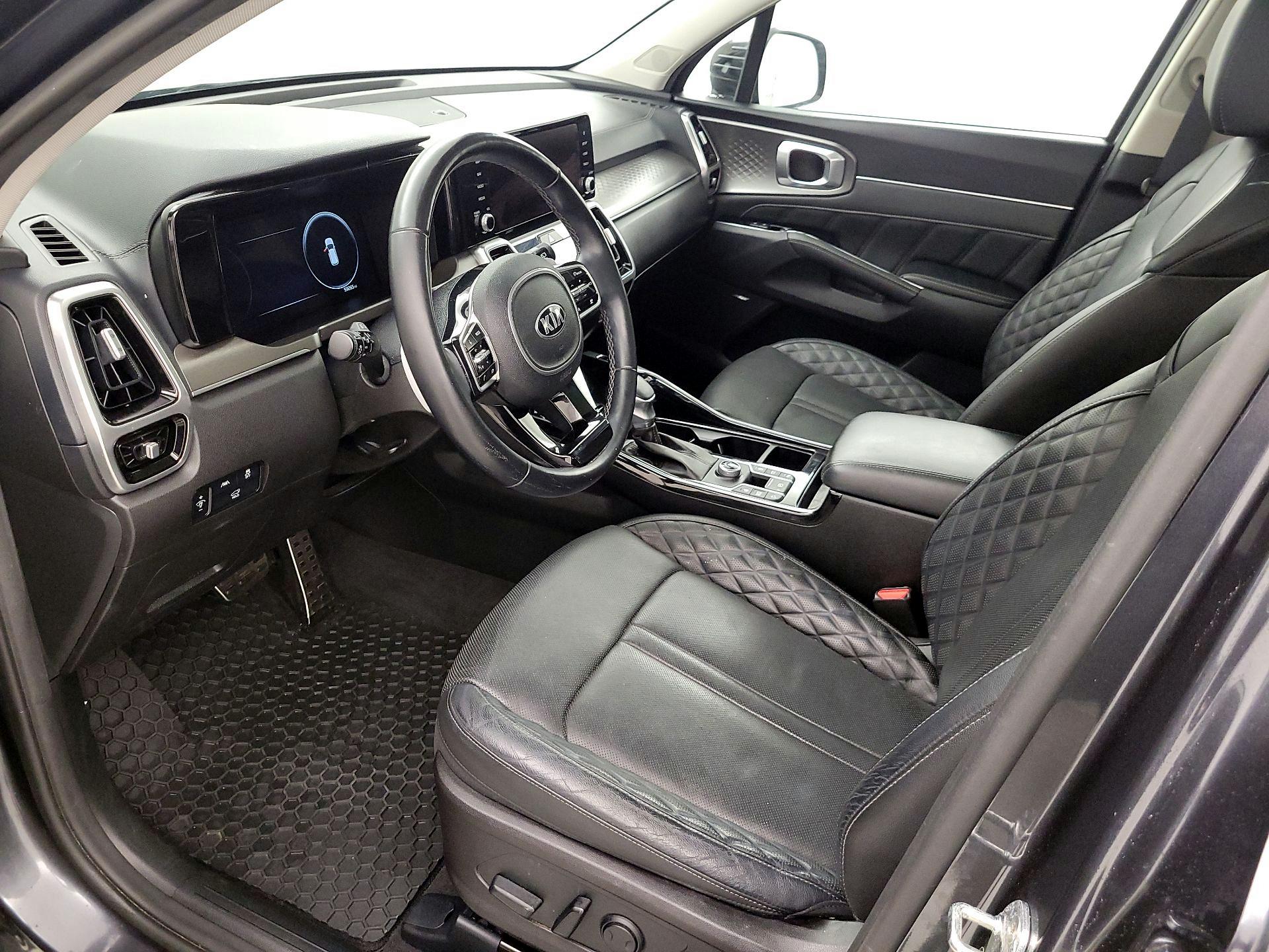 Thumbnail: 2021 Kia Sorento - 11