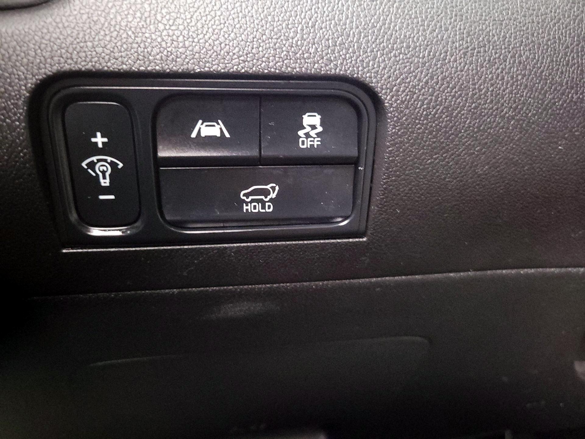 Thumbnail: 2021 Kia Sorento - 13