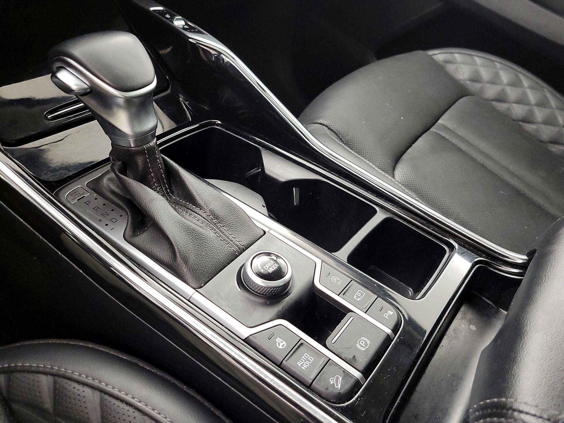 Thumbnail: 2021 Kia Sorento - 18