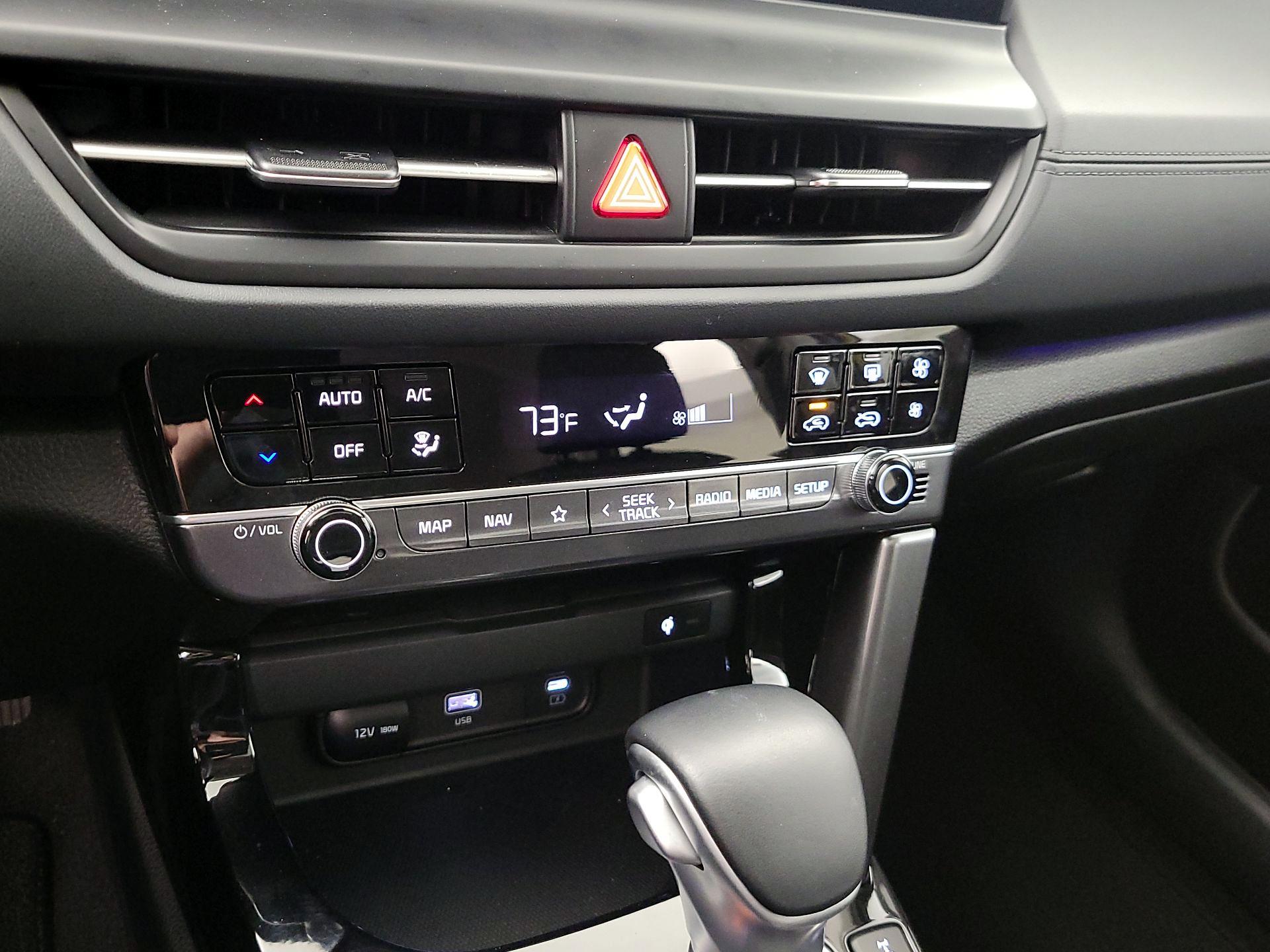 Thumbnail: 2024 Kia Seltos - 17