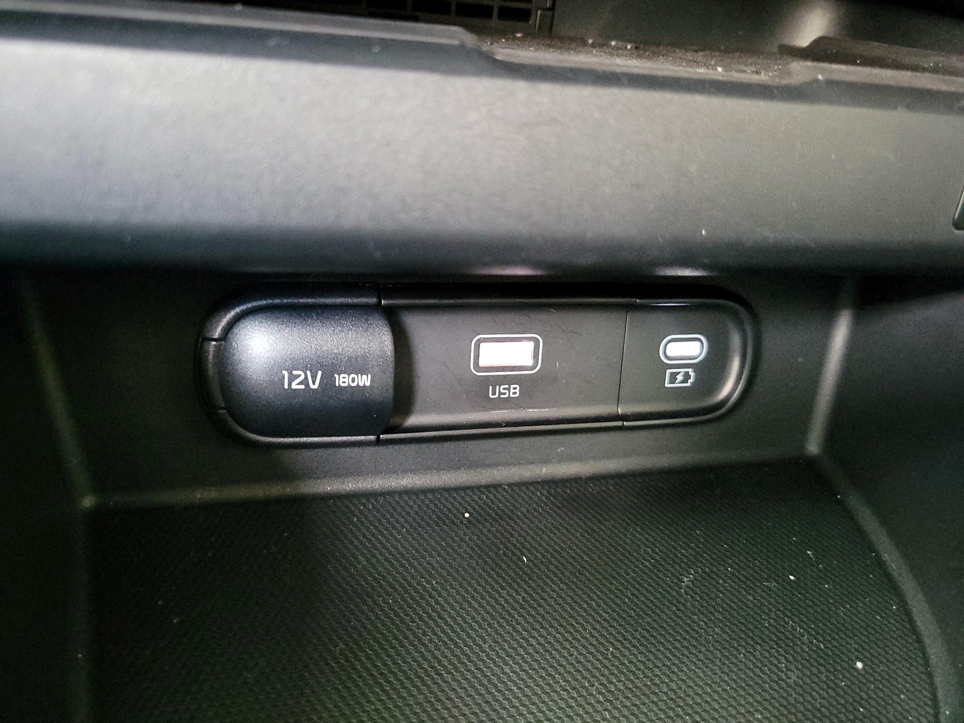 Thumbnail: 2024 Kia Seltos - 19