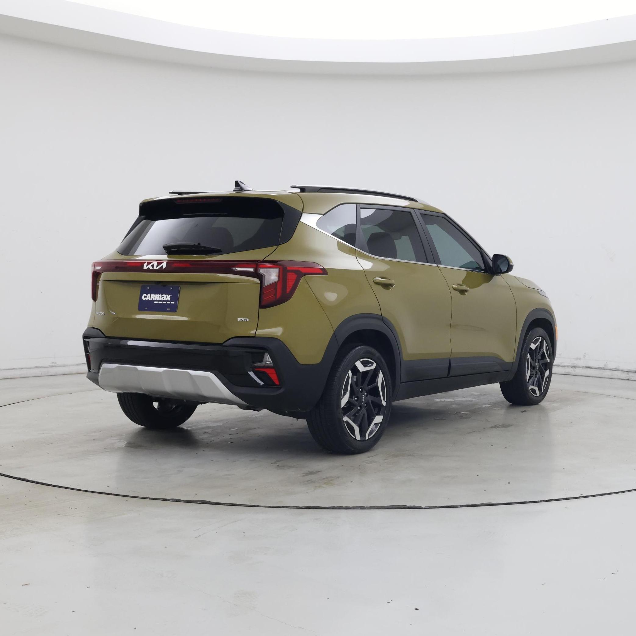 Thumbnail: 2024 Kia Seltos - 8