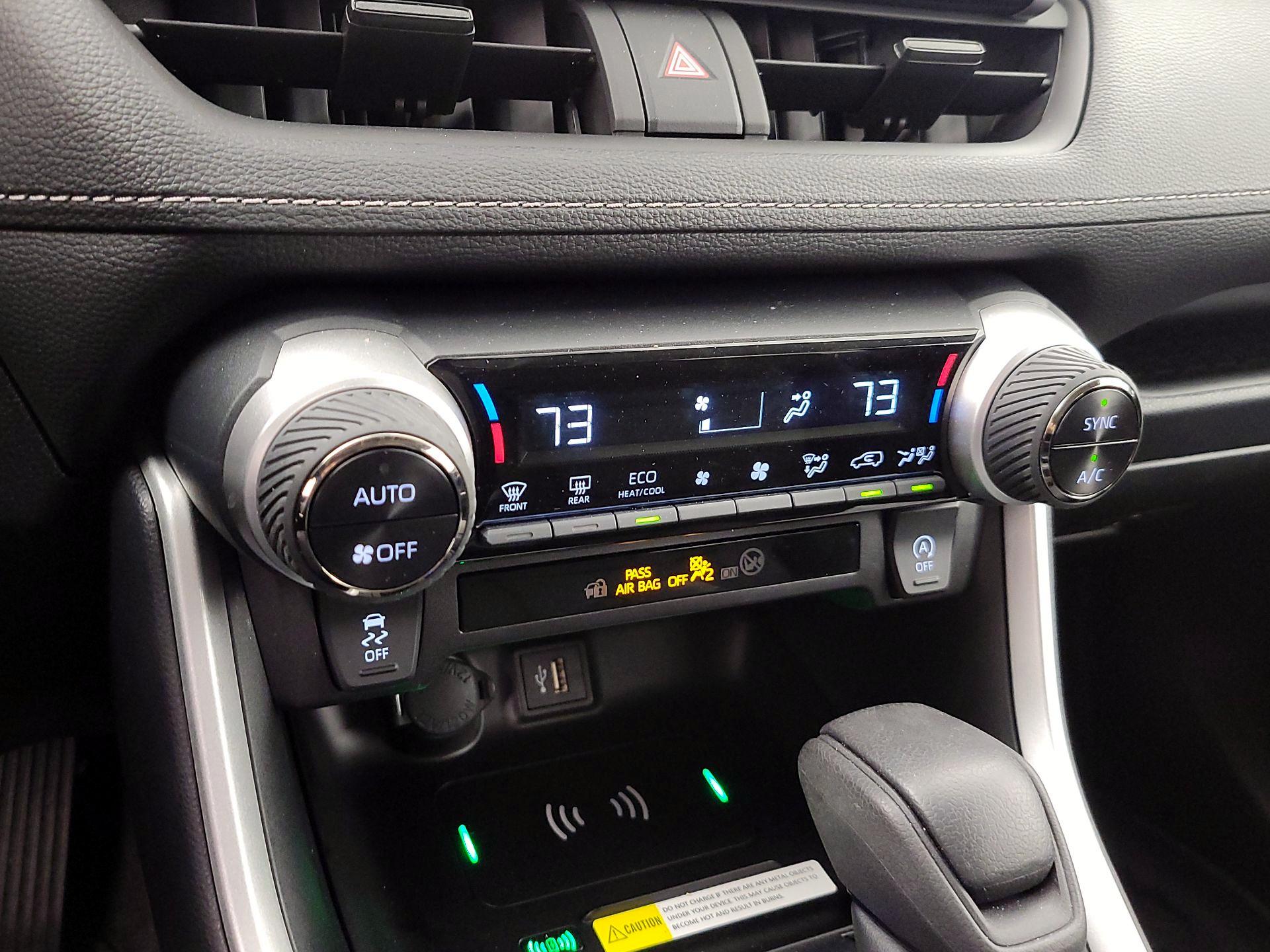 Thumbnail: 2025 Toyota RAV4 - 16