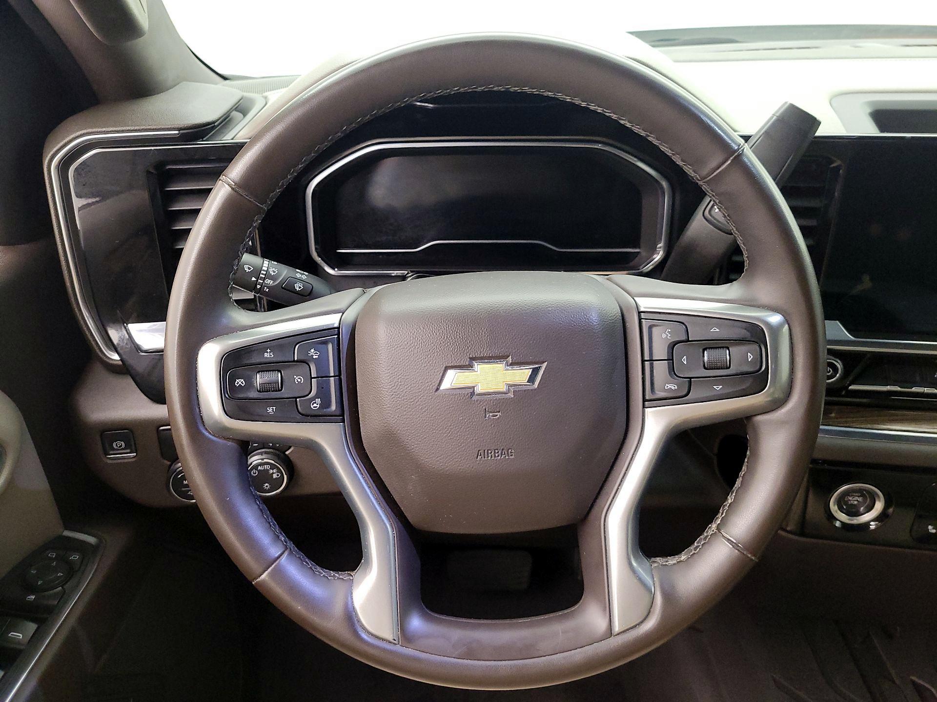 Thumbnail: 2023 Chevrolet Silverado 1500 - 10