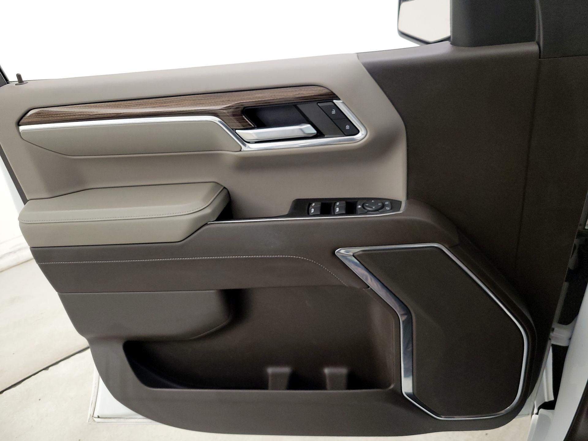 Thumbnail: 2023 Chevrolet Silverado 1500 - 12