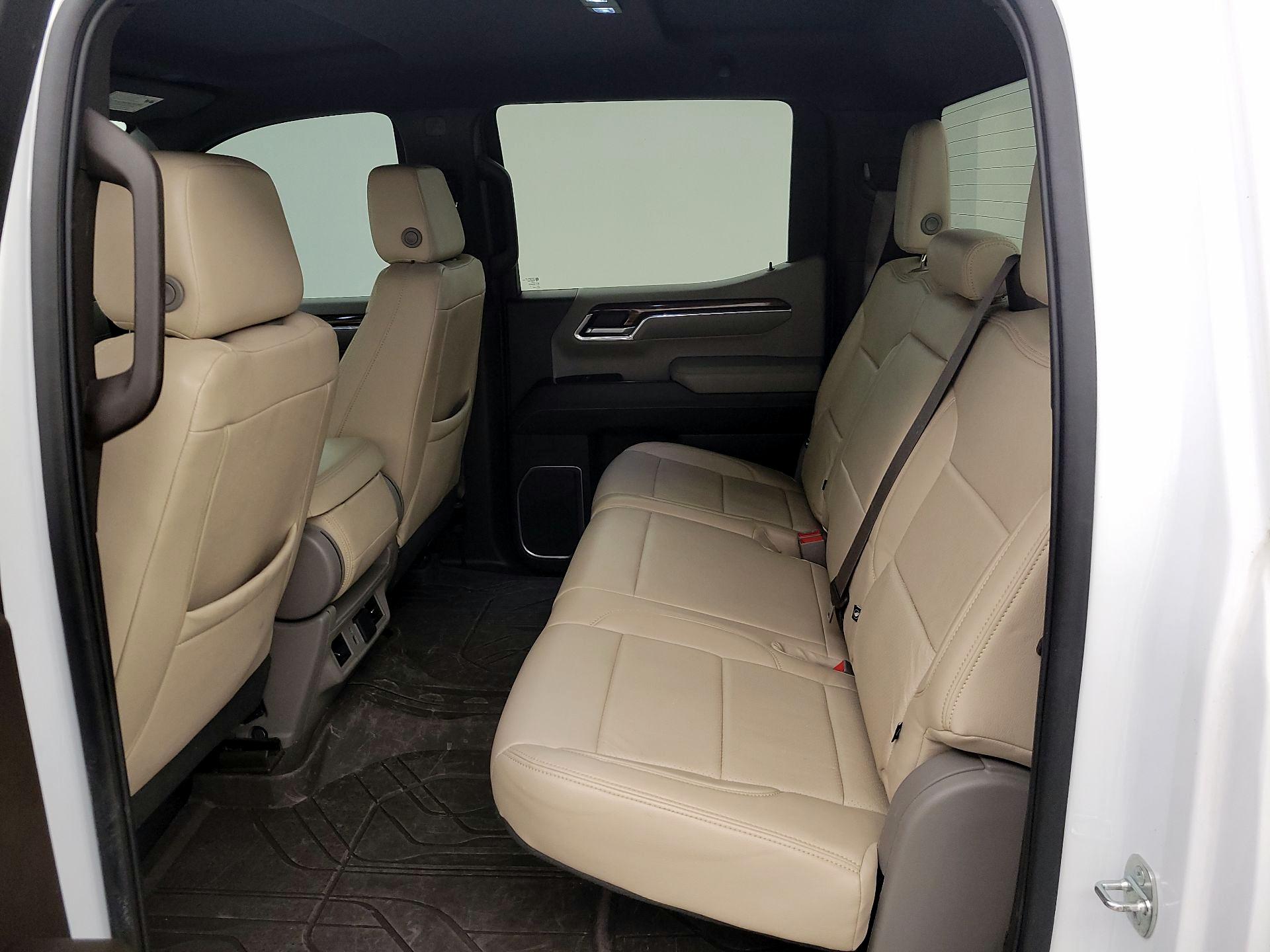 Thumbnail: 2023 Chevrolet Silverado 1500 - 20