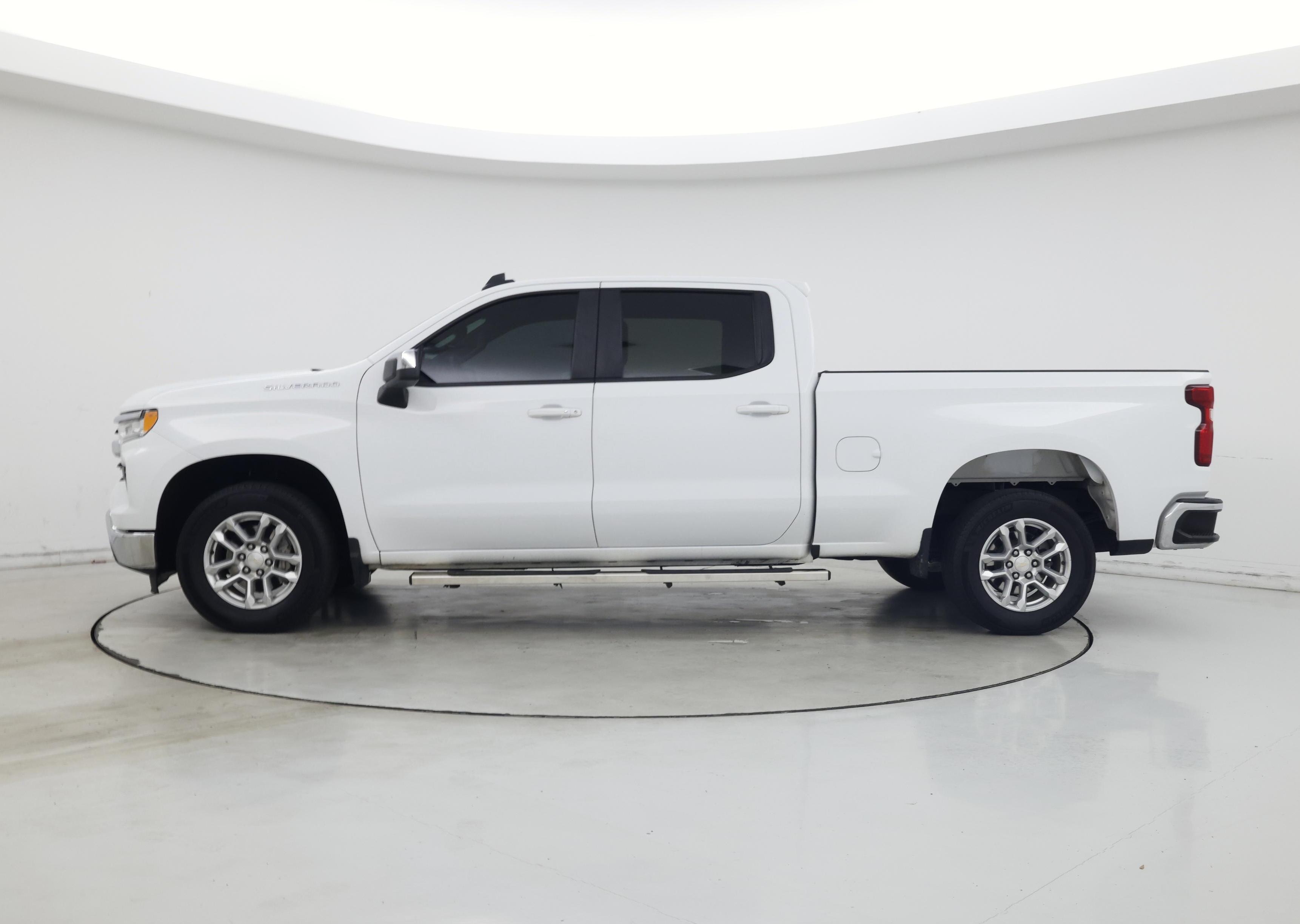 Thumbnail: 2023 Chevrolet Silverado 1500 - 3