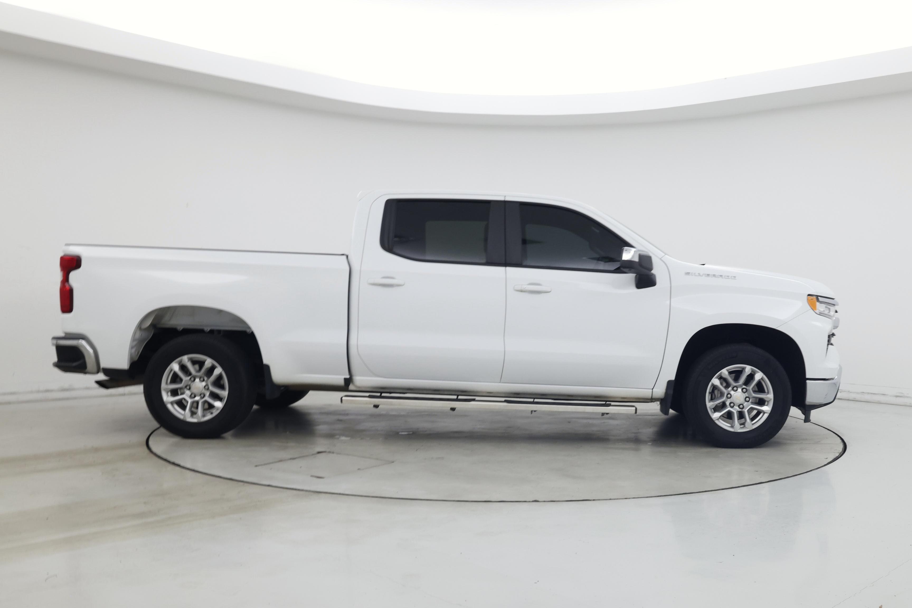 Thumbnail: 2023 Chevrolet Silverado 1500 - 7