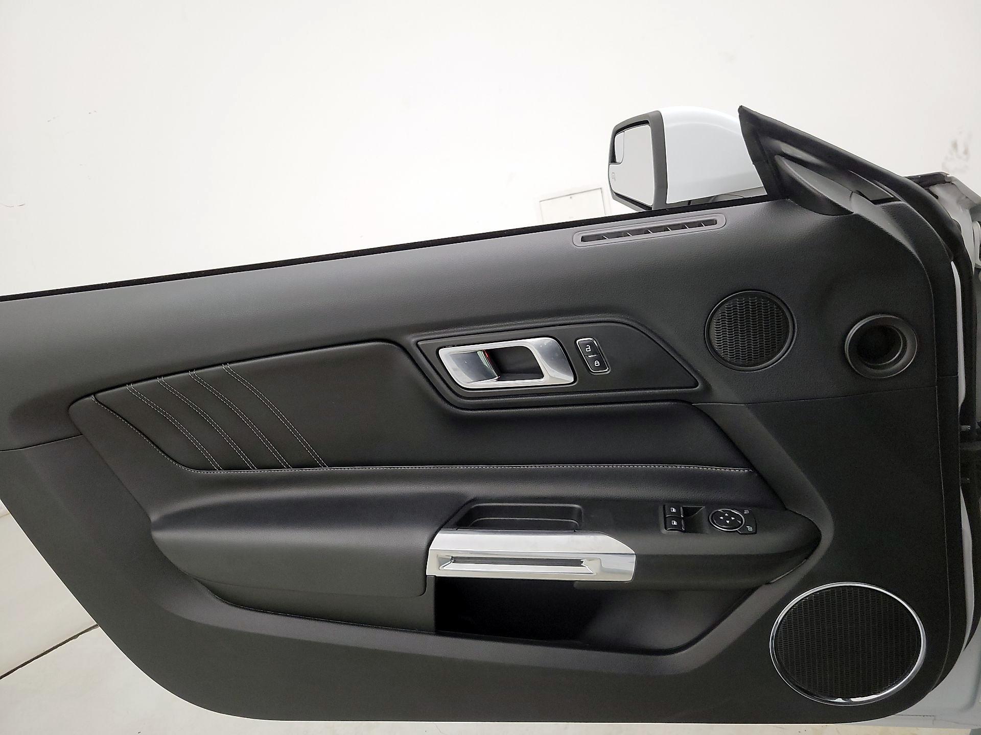 Thumbnail: 2019 Ford Mustang - 12