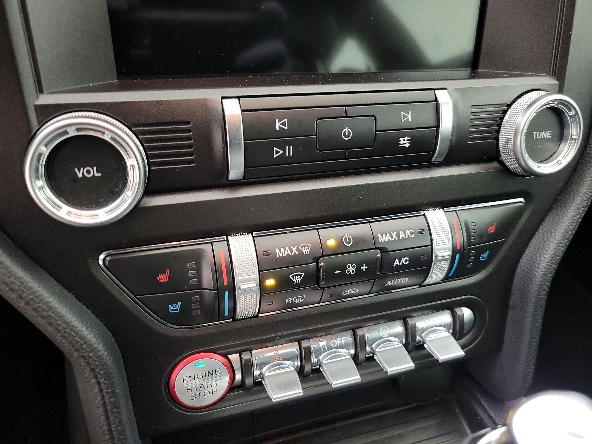 Thumbnail: 2019 Ford Mustang - 17