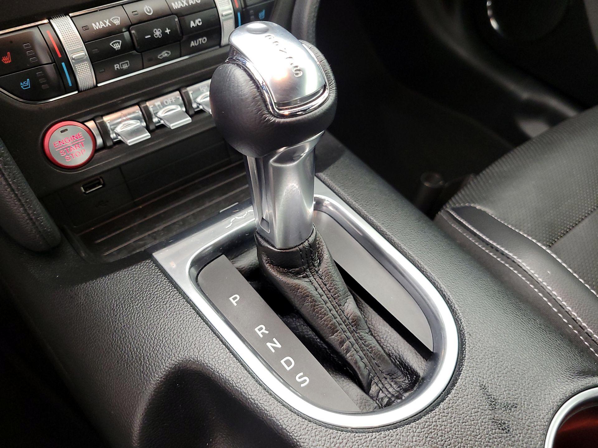 Thumbnail: 2019 Ford Mustang - 18