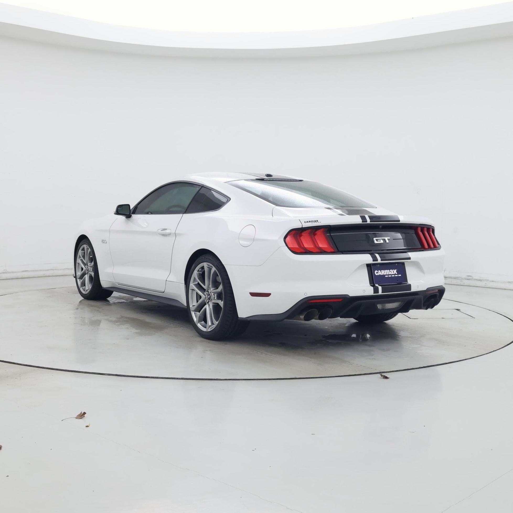 Thumbnail: 2019 Ford Mustang - 2