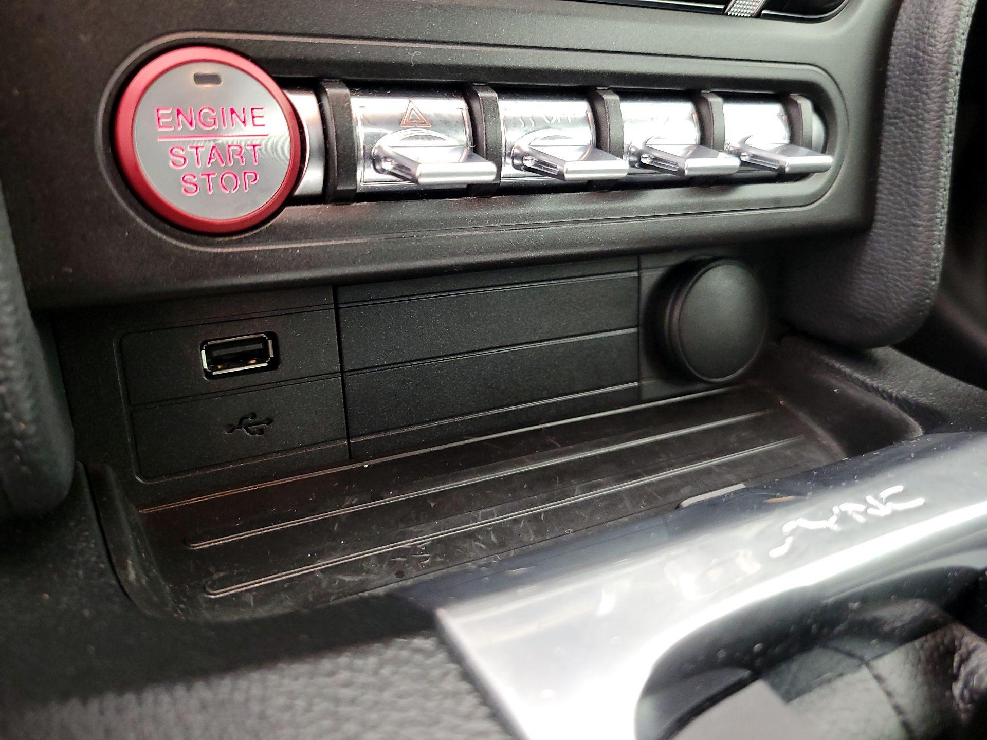 Thumbnail: 2019 Ford Mustang - 19