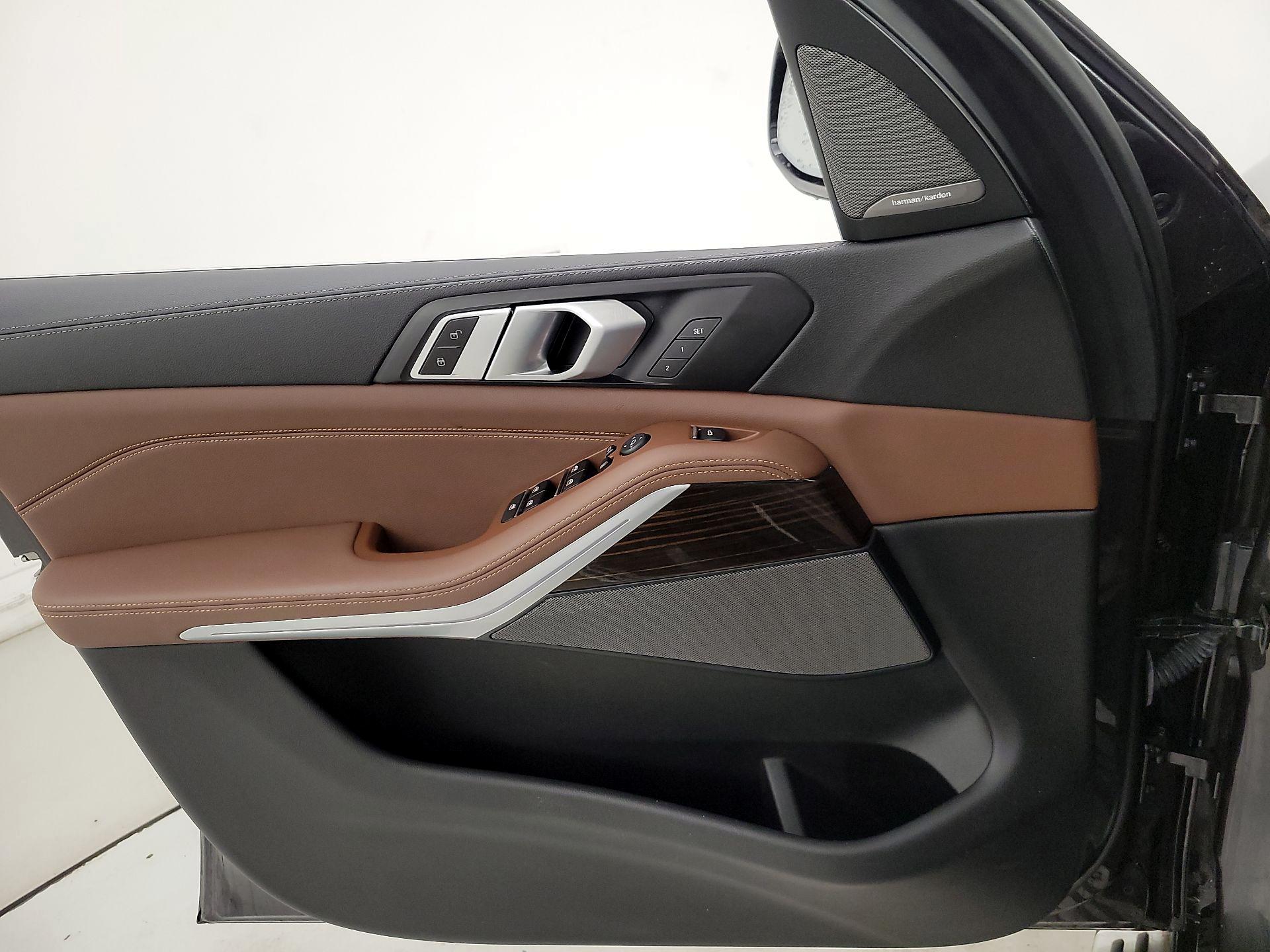 Thumbnail: 2021 BMW X5 - 12