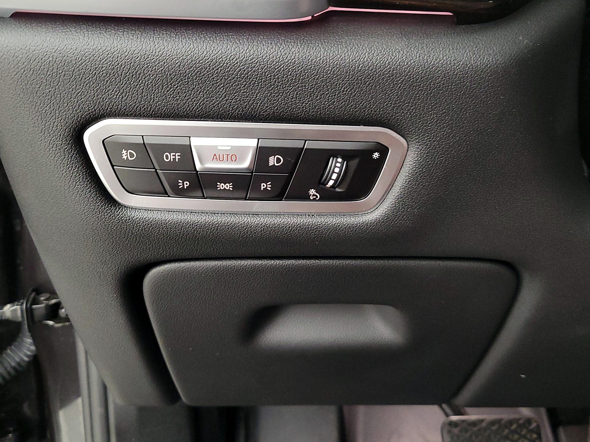 Thumbnail: 2021 BMW X5 - 13