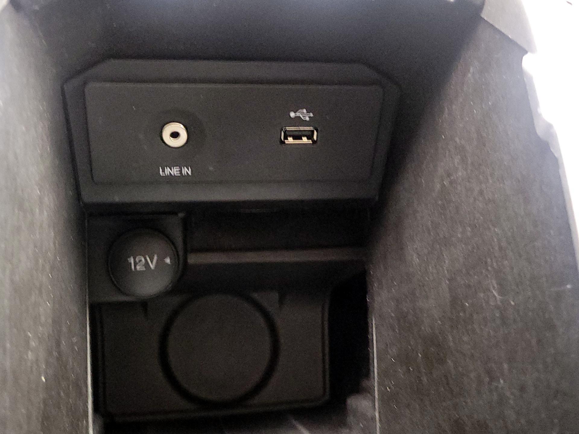 Thumbnail: 2014 Ford Escape - 18