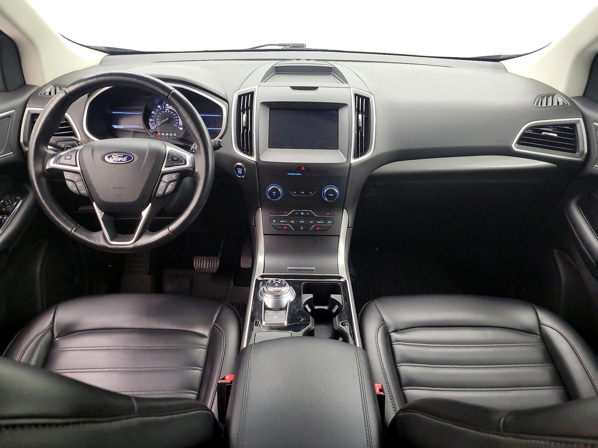 Thumbnail: 2020 Ford Edge - 9