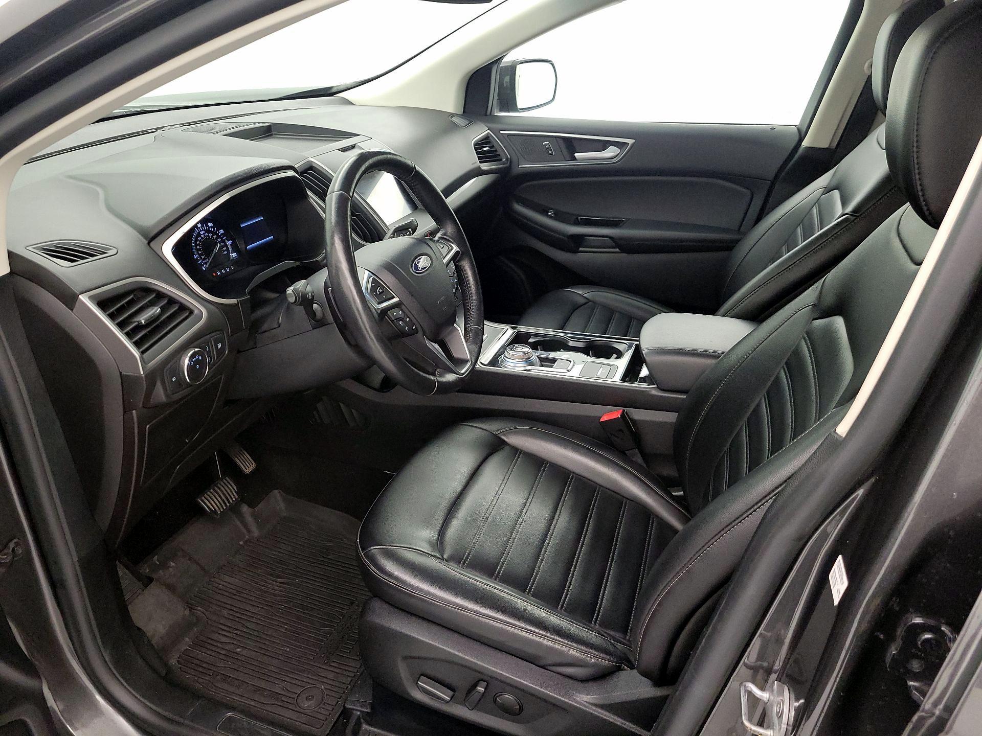 Thumbnail: 2020 Ford Edge - 11