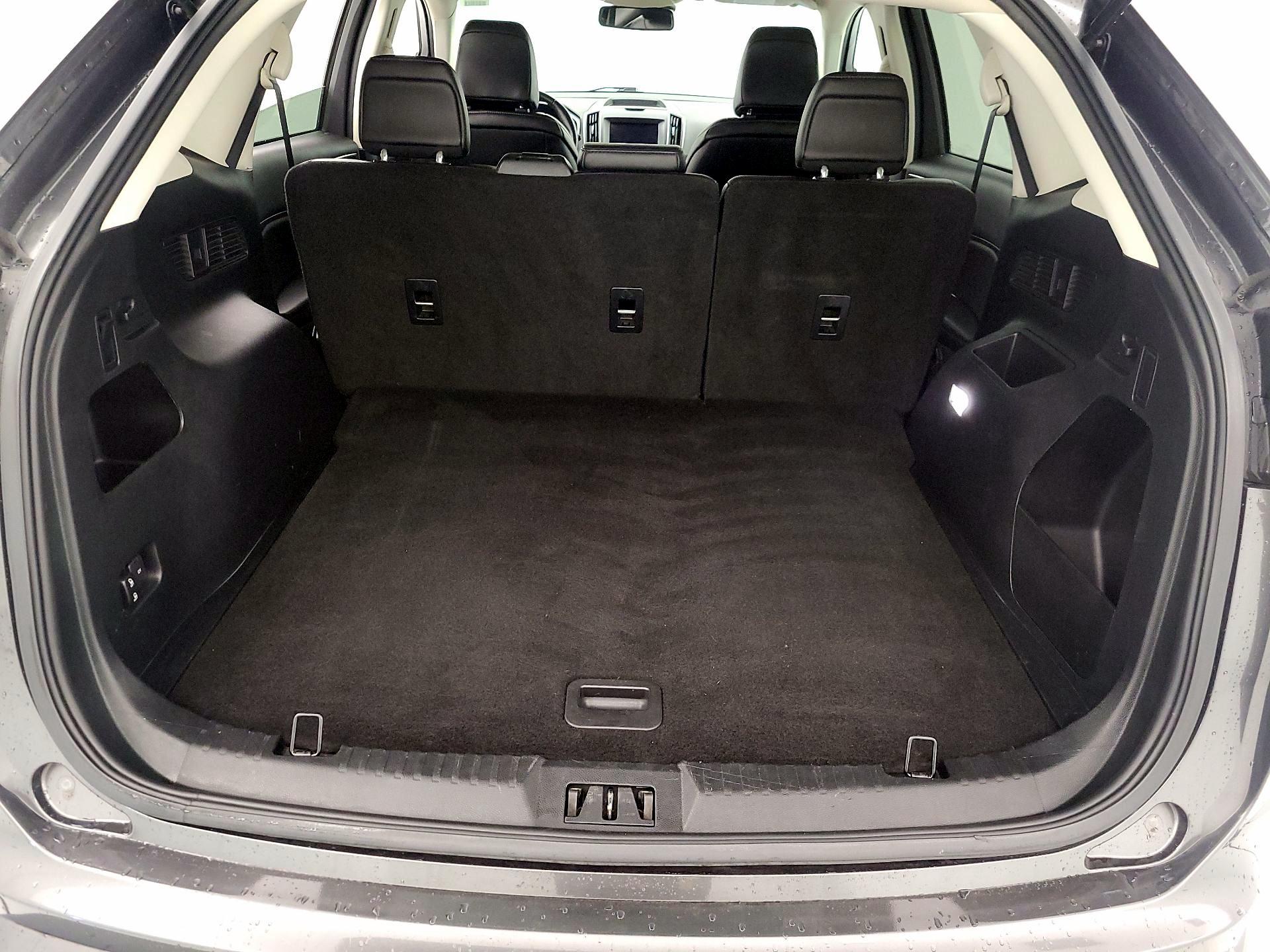 Thumbnail: 2020 Ford Edge - 20