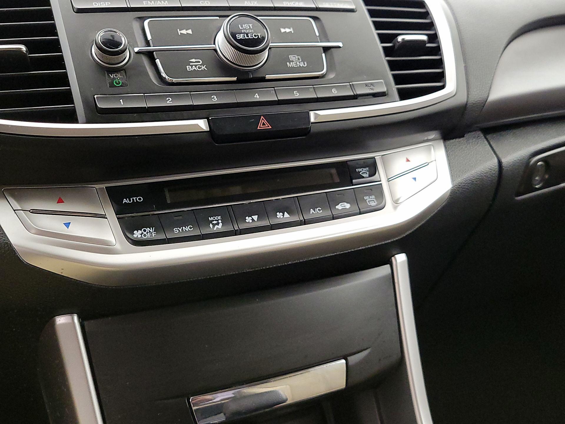 Thumbnail: 2014 Honda Accord - 16