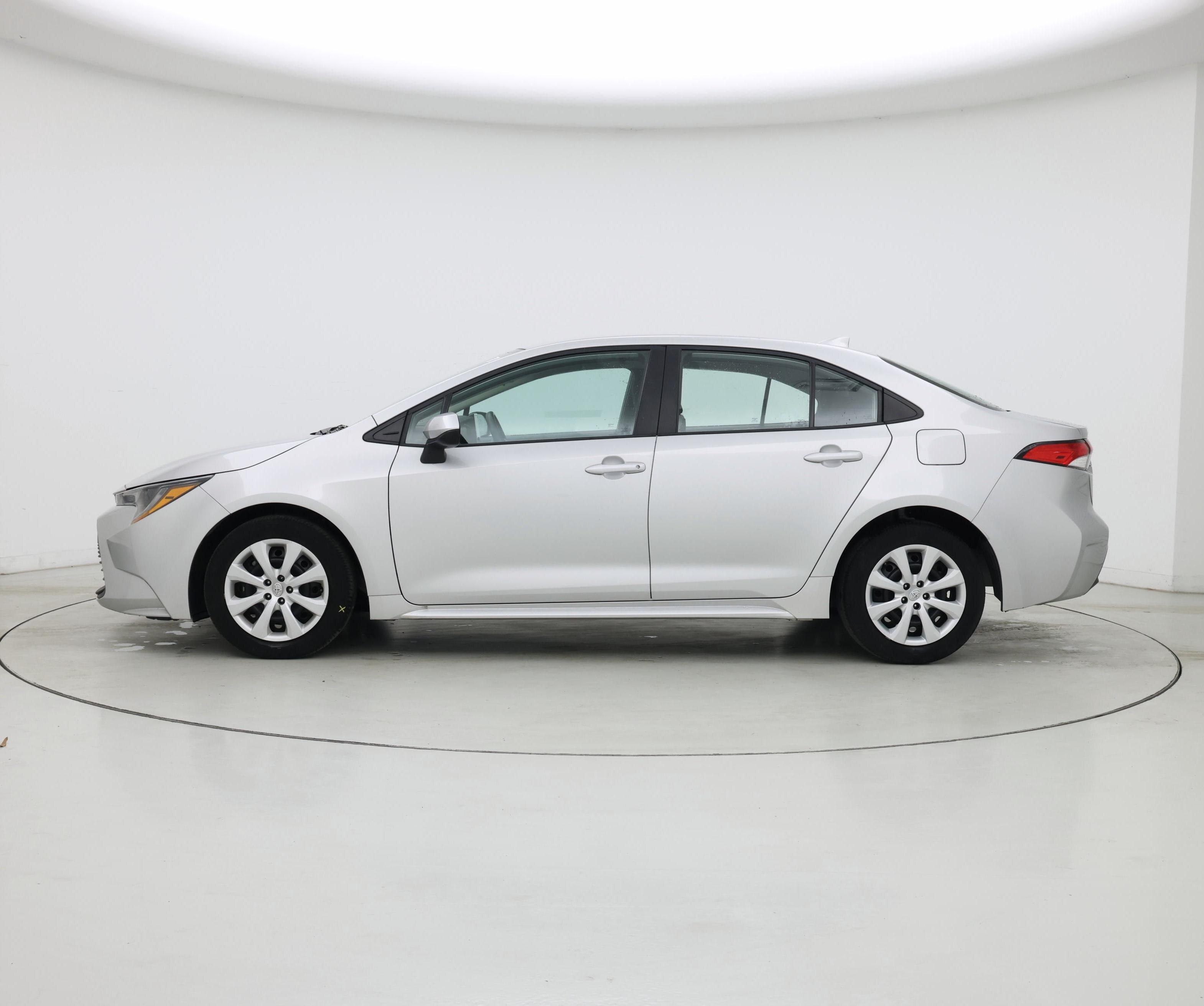 Thumbnail: 2024 Toyota Corolla - 3