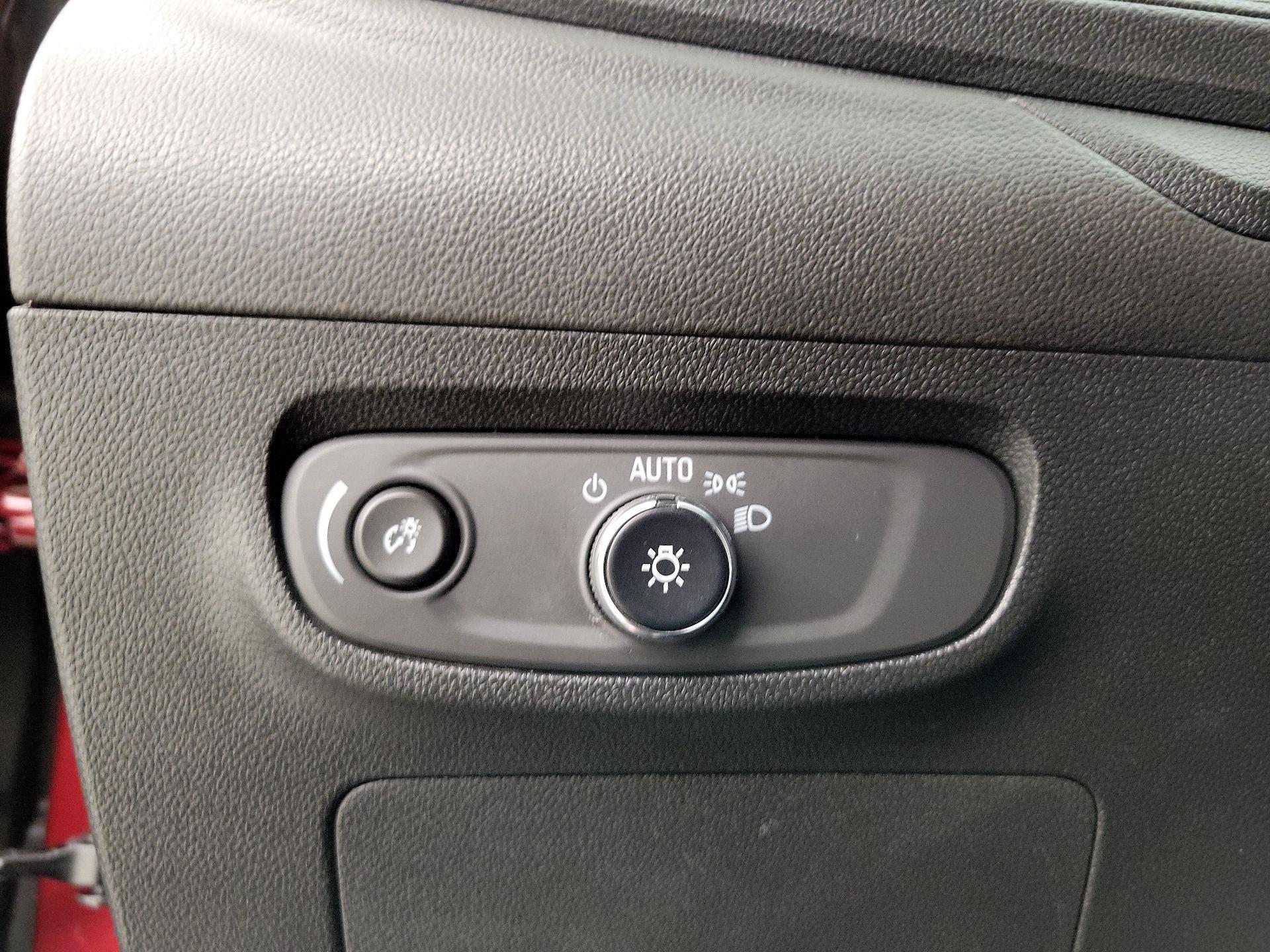 Thumbnail: 2025 Buick Encore GX - 13