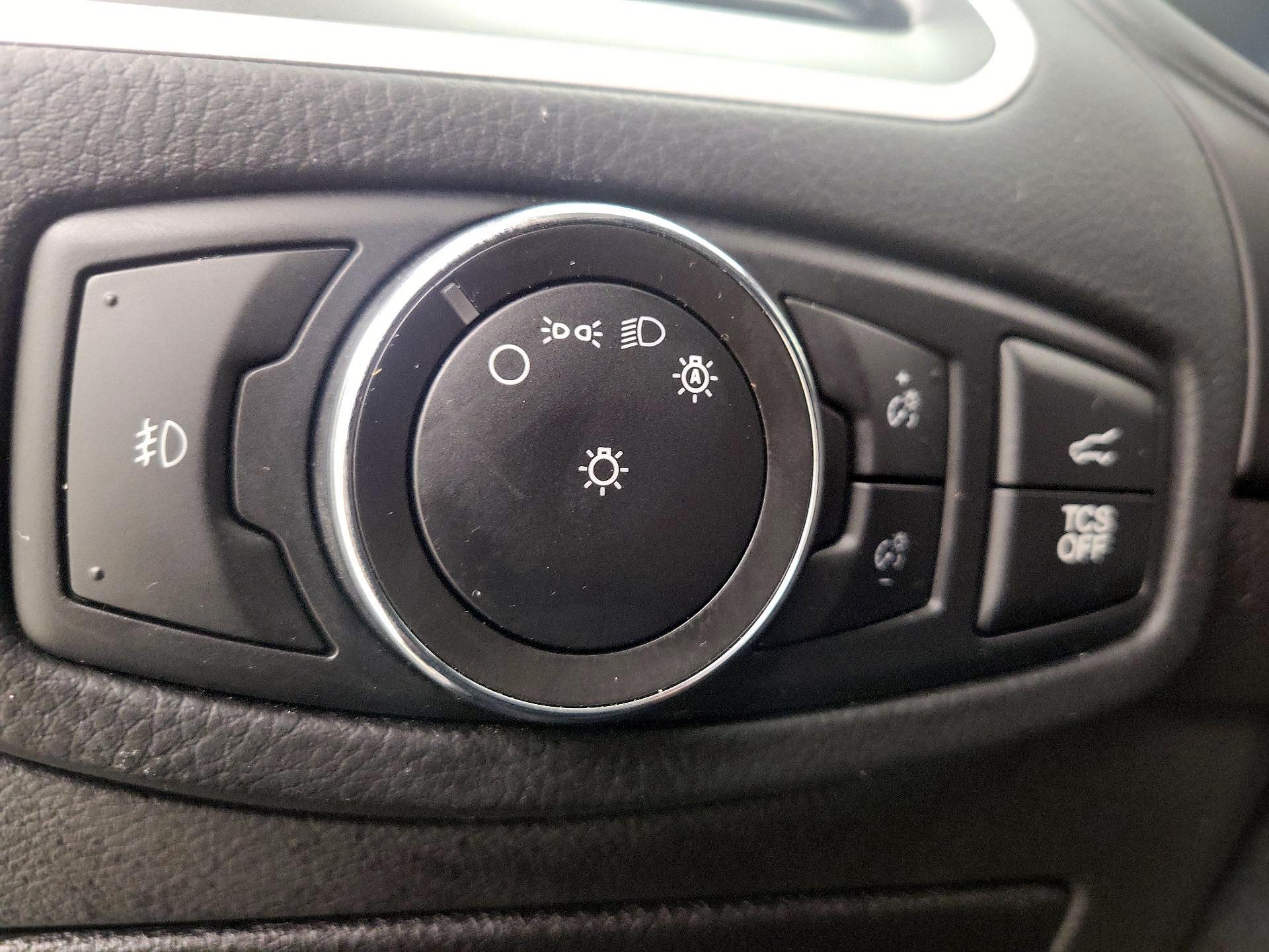 Thumbnail: 2022 Ford Edge - 13