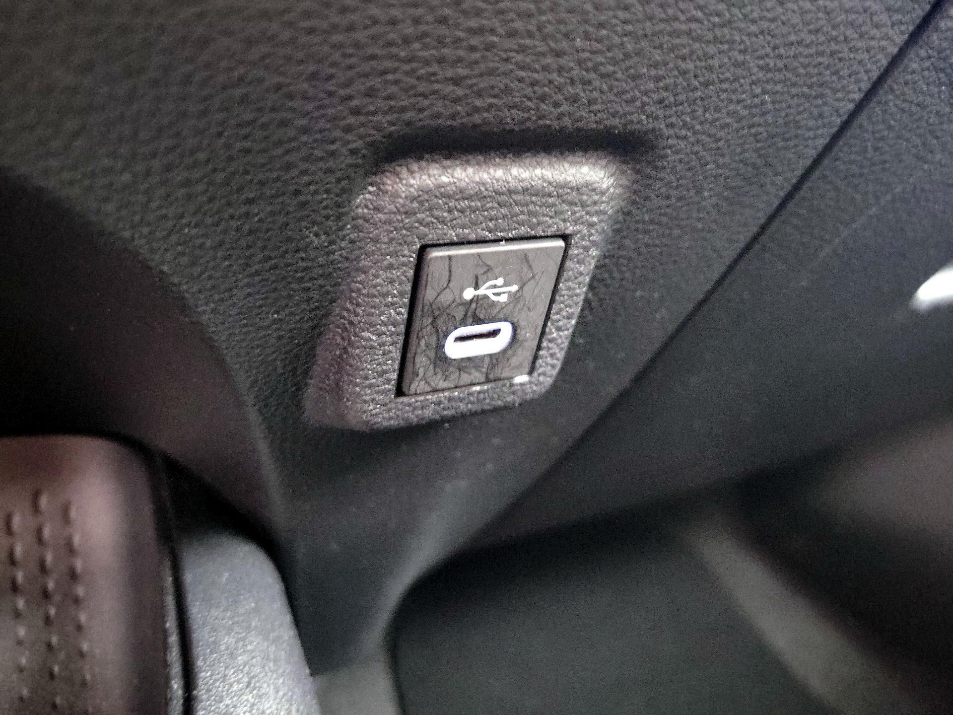 Thumbnail: 2024 Toyota Corolla - 18