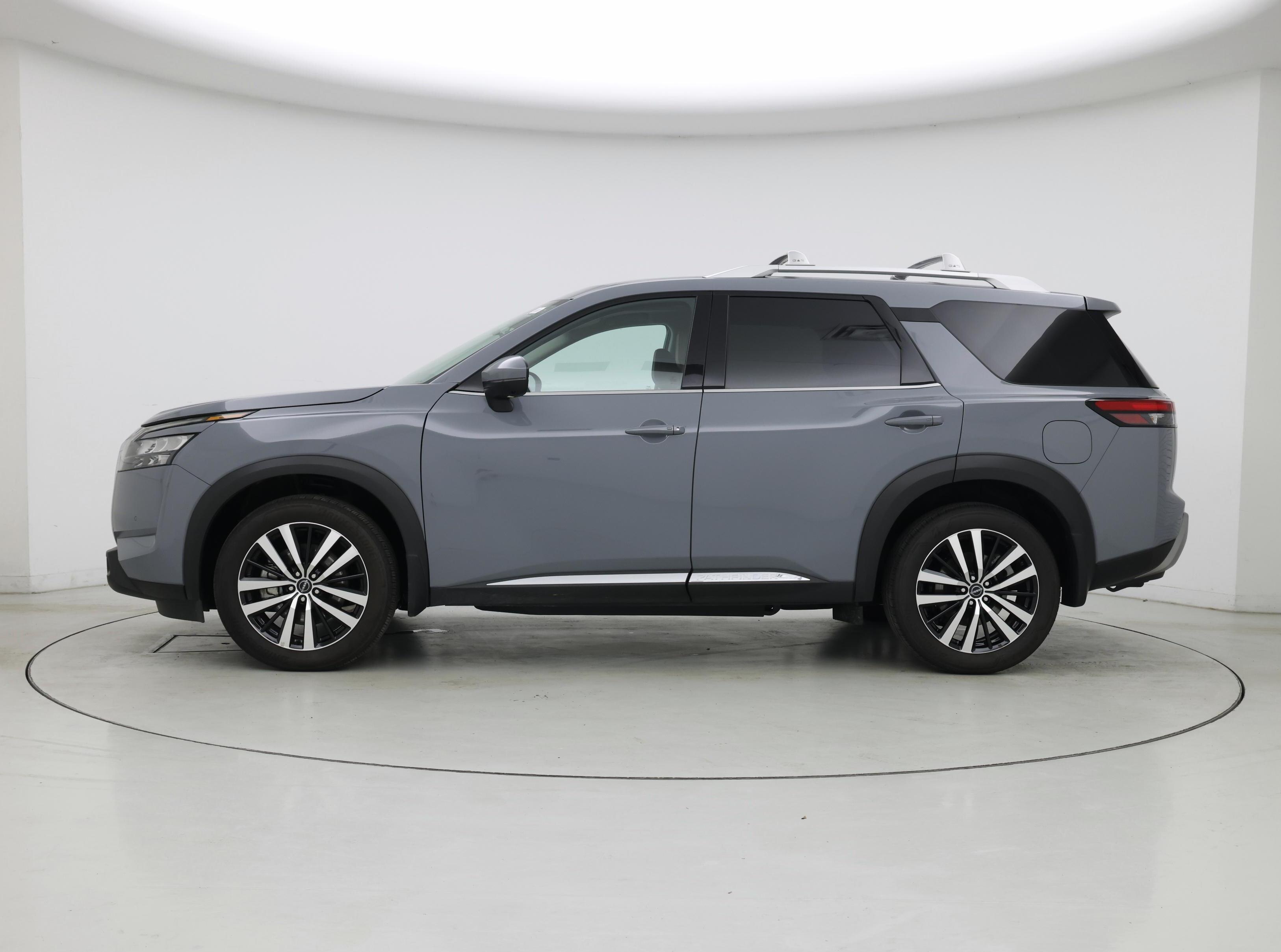 Thumbnail: 2025 Nissan Pathfinder - 3