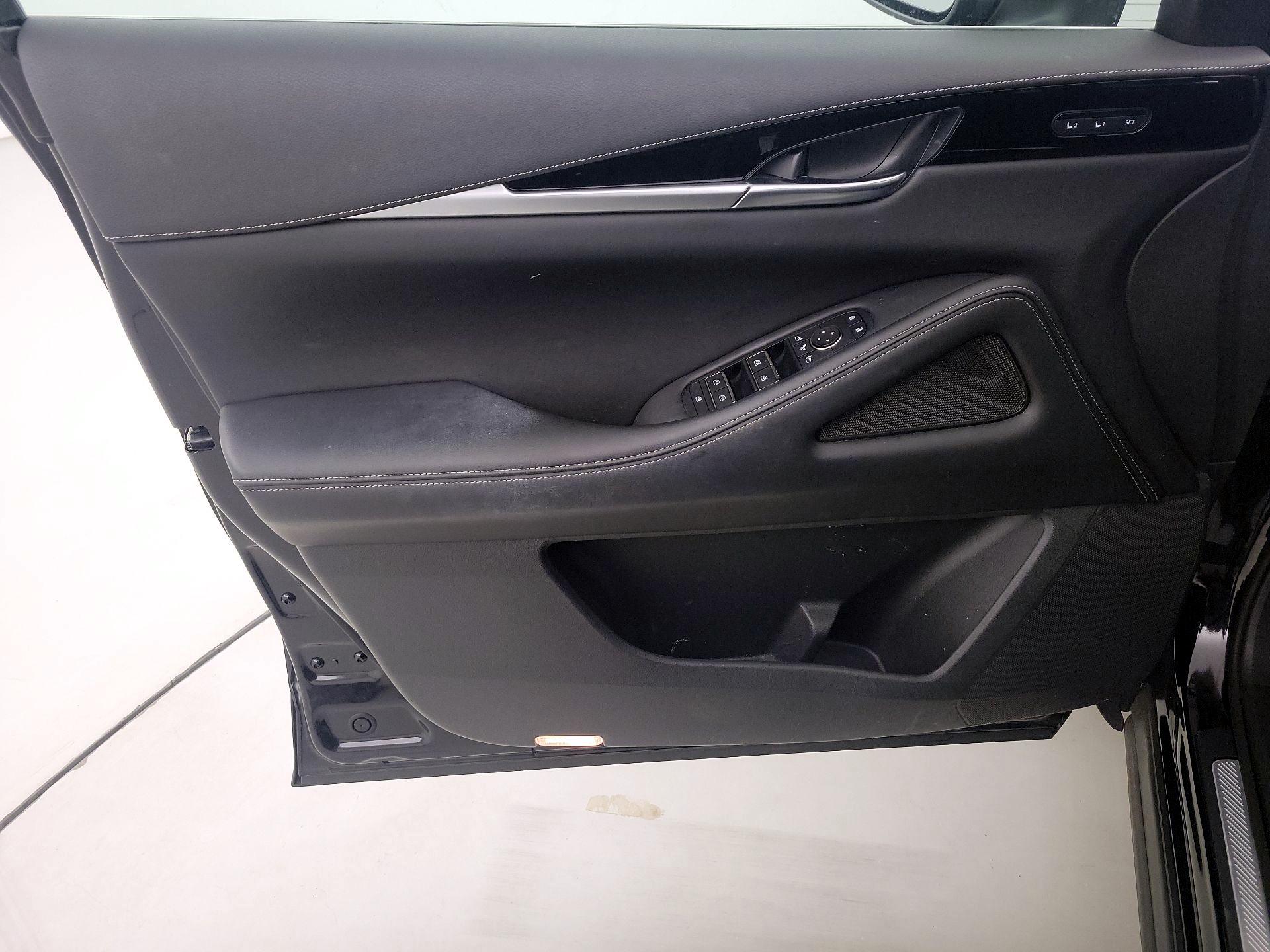 Thumbnail: 2023 INFINITI QX60 - 12