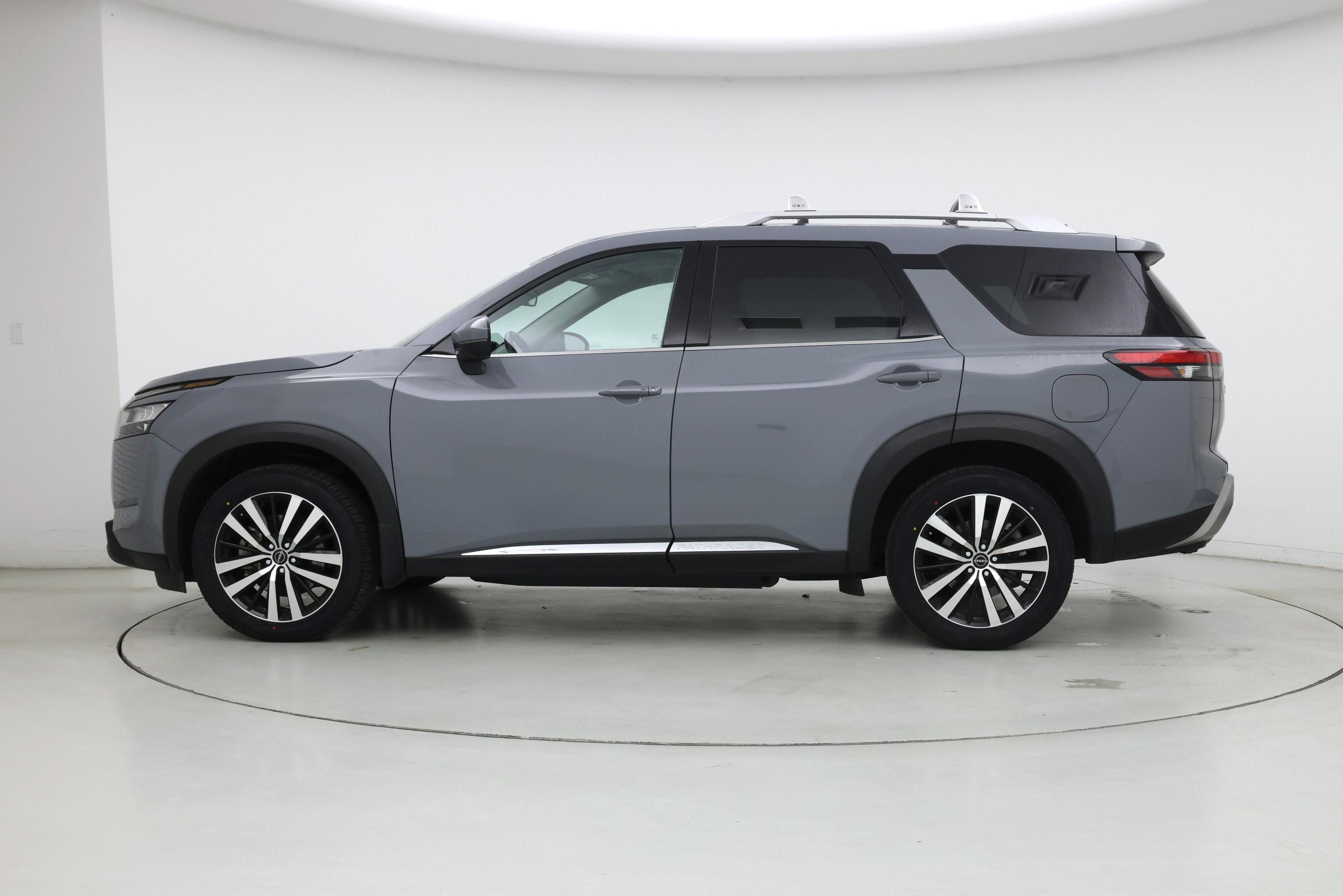 Thumbnail: 2023 Nissan Pathfinder - 3
