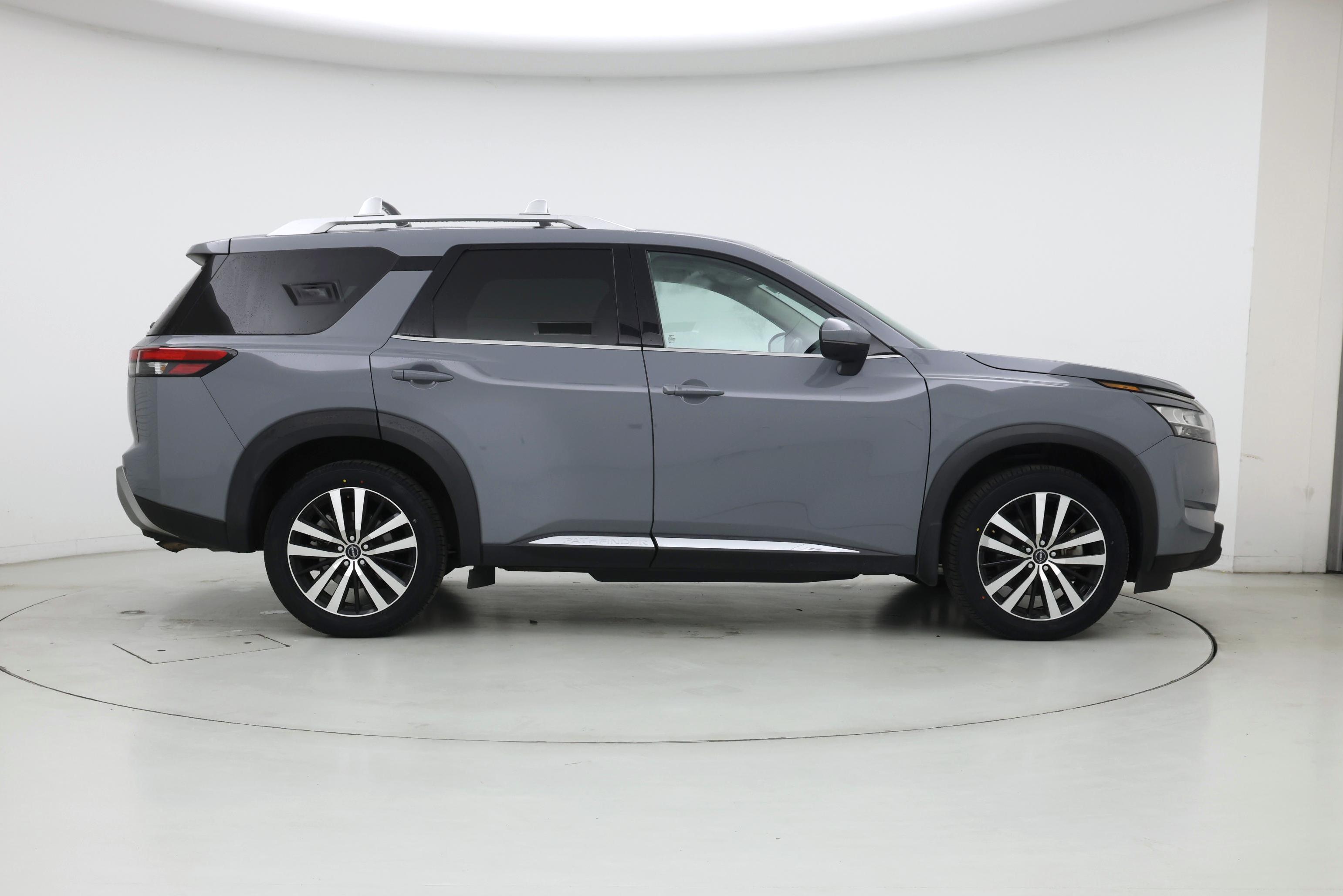 Thumbnail: 2023 Nissan Pathfinder - 7