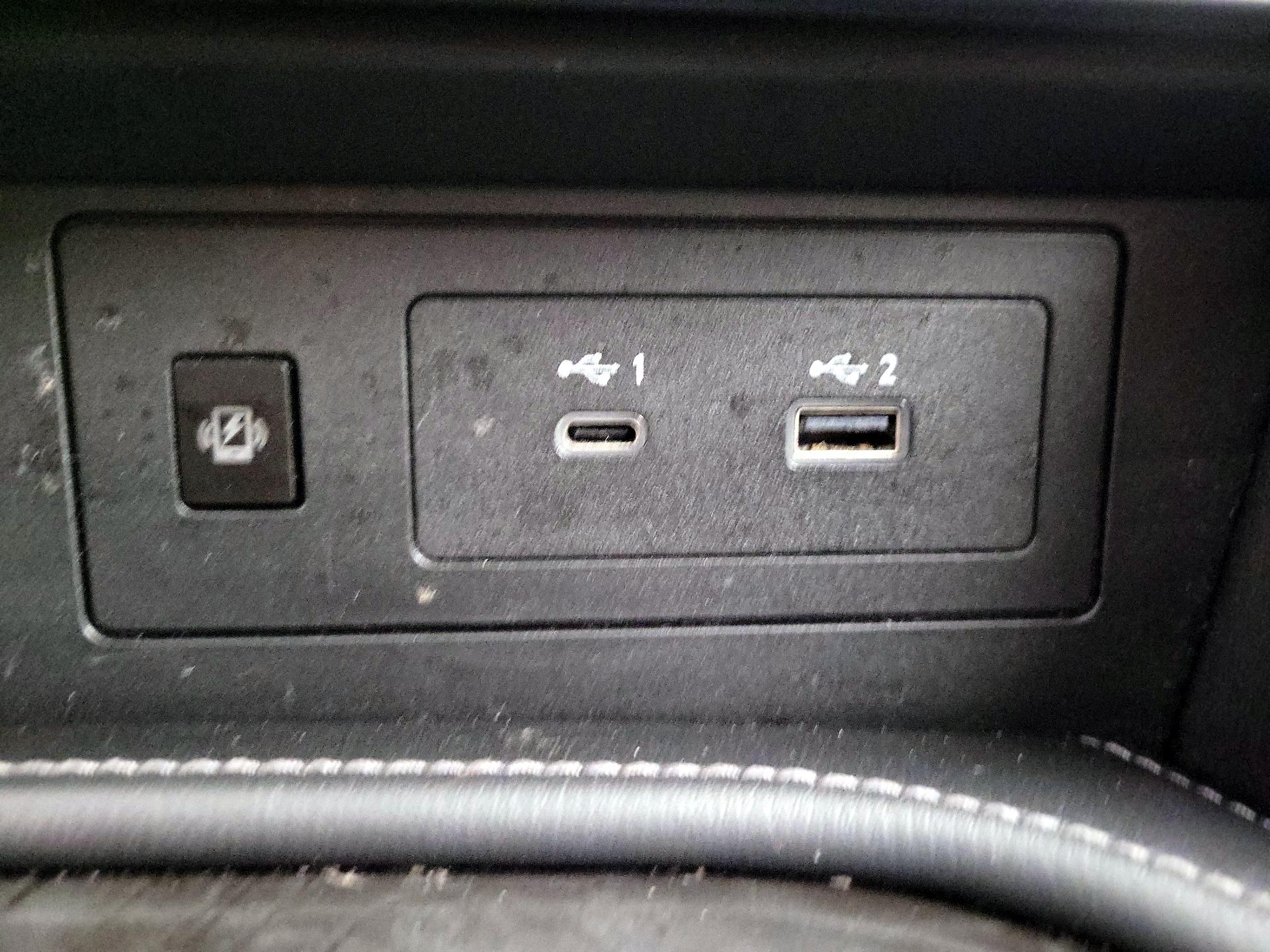 Thumbnail: 2024 INFINITI QX80 - 19