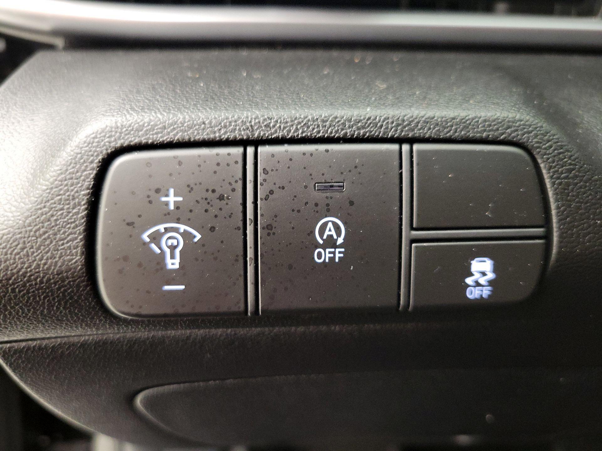 Thumbnail: 2024 Hyundai Elantra - 13