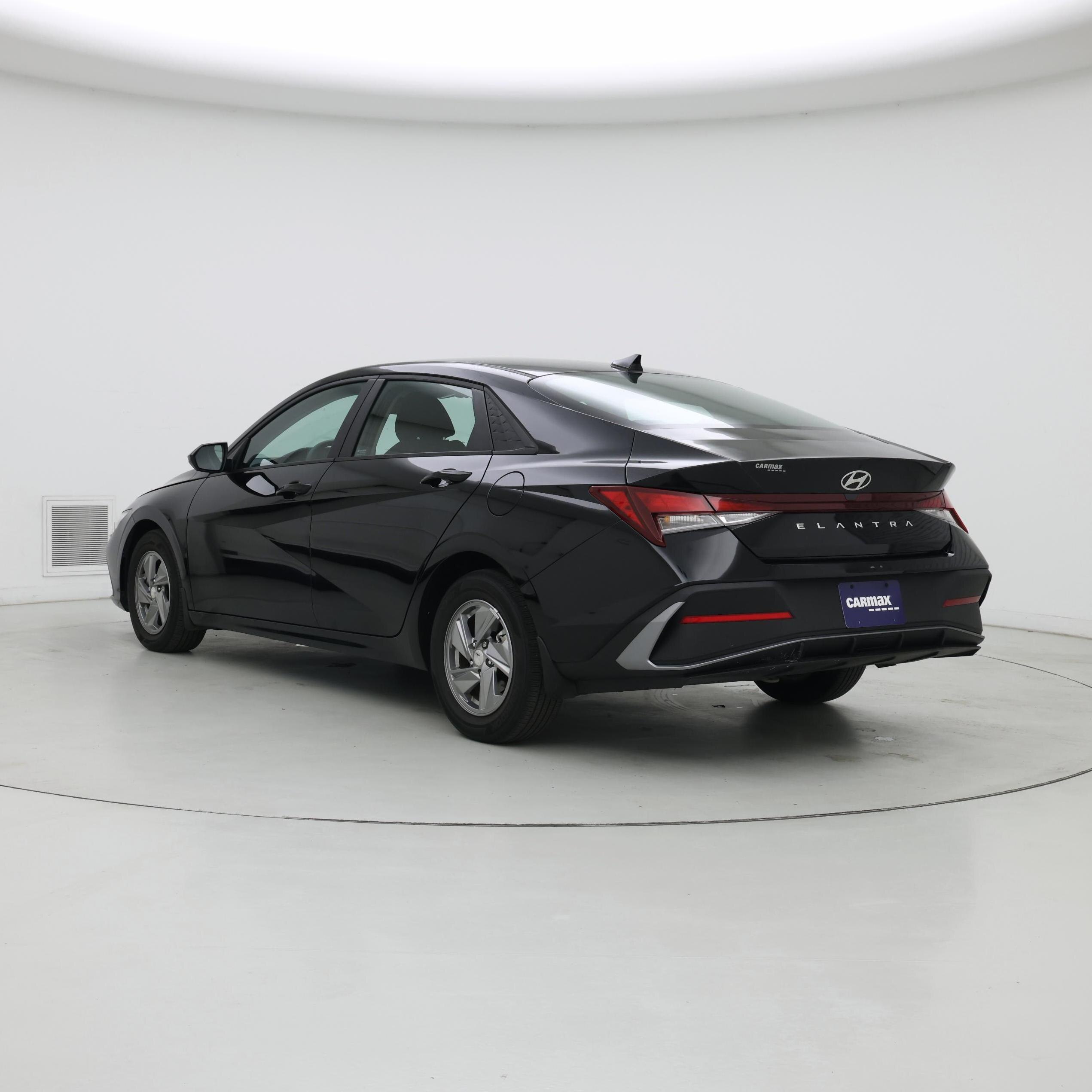Thumbnail: 2024 Hyundai Elantra - 2