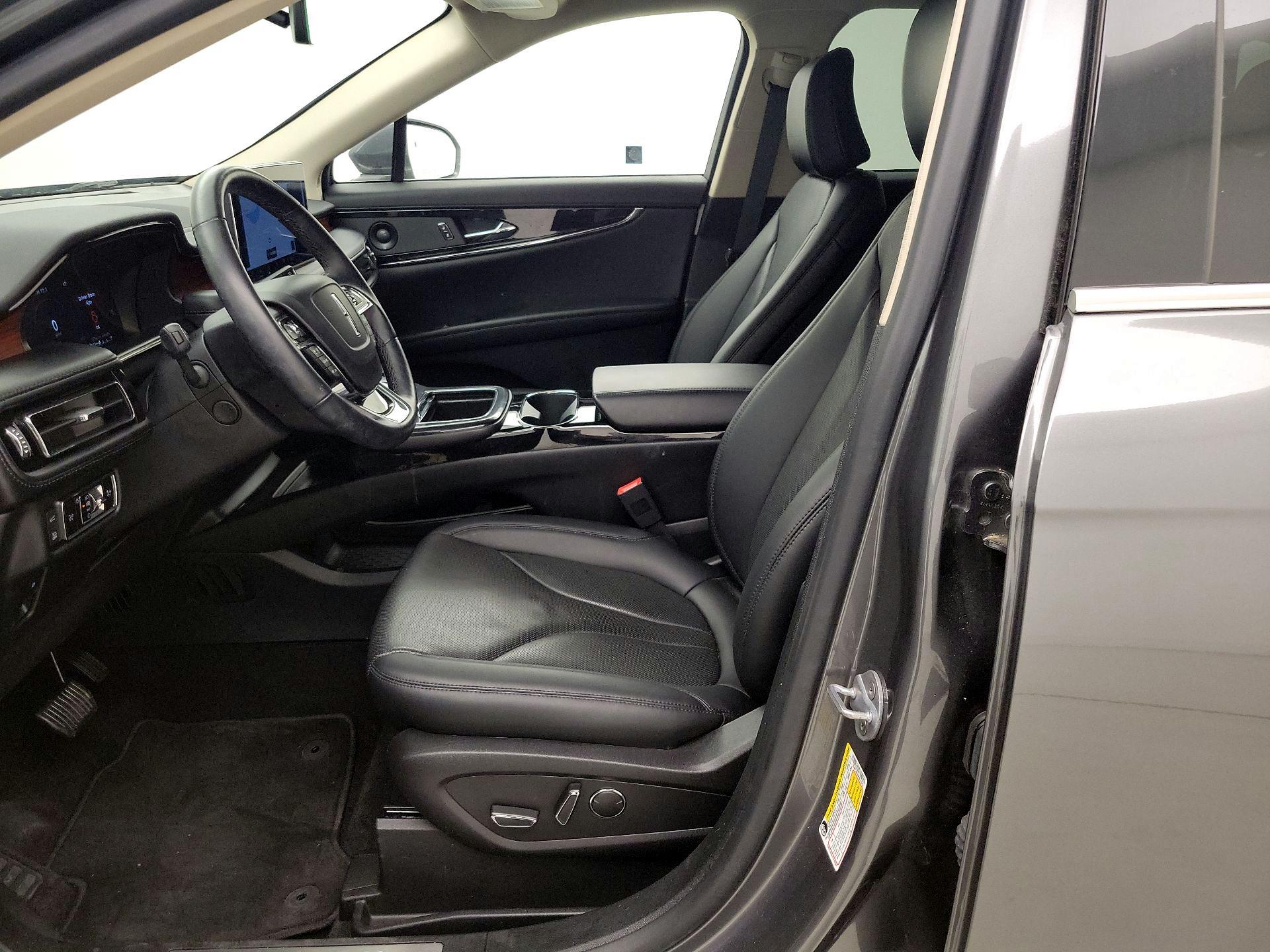 Thumbnail: 2023 Lincoln Nautilus - 11