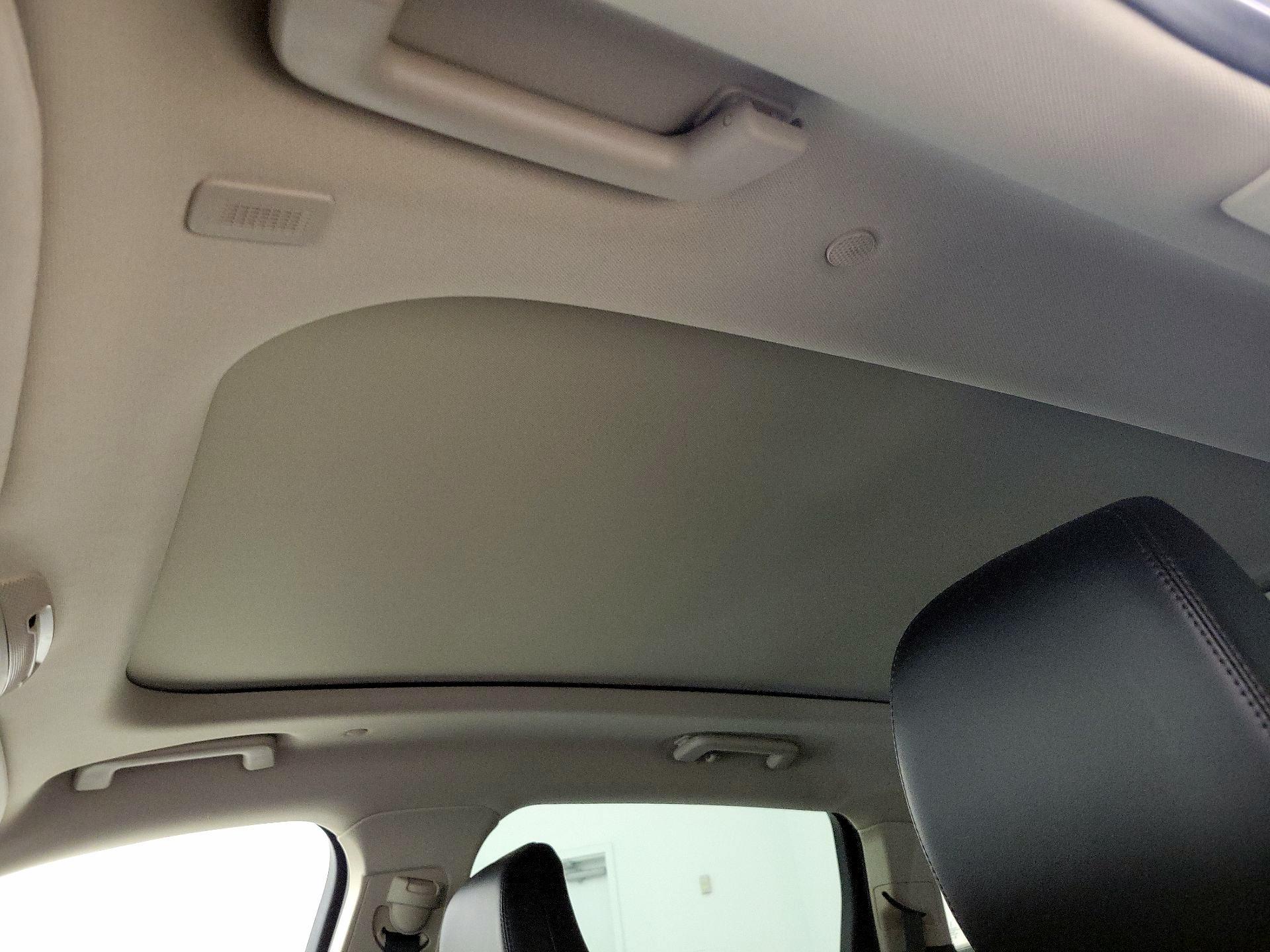 Thumbnail: 2023 Lincoln Nautilus - 20