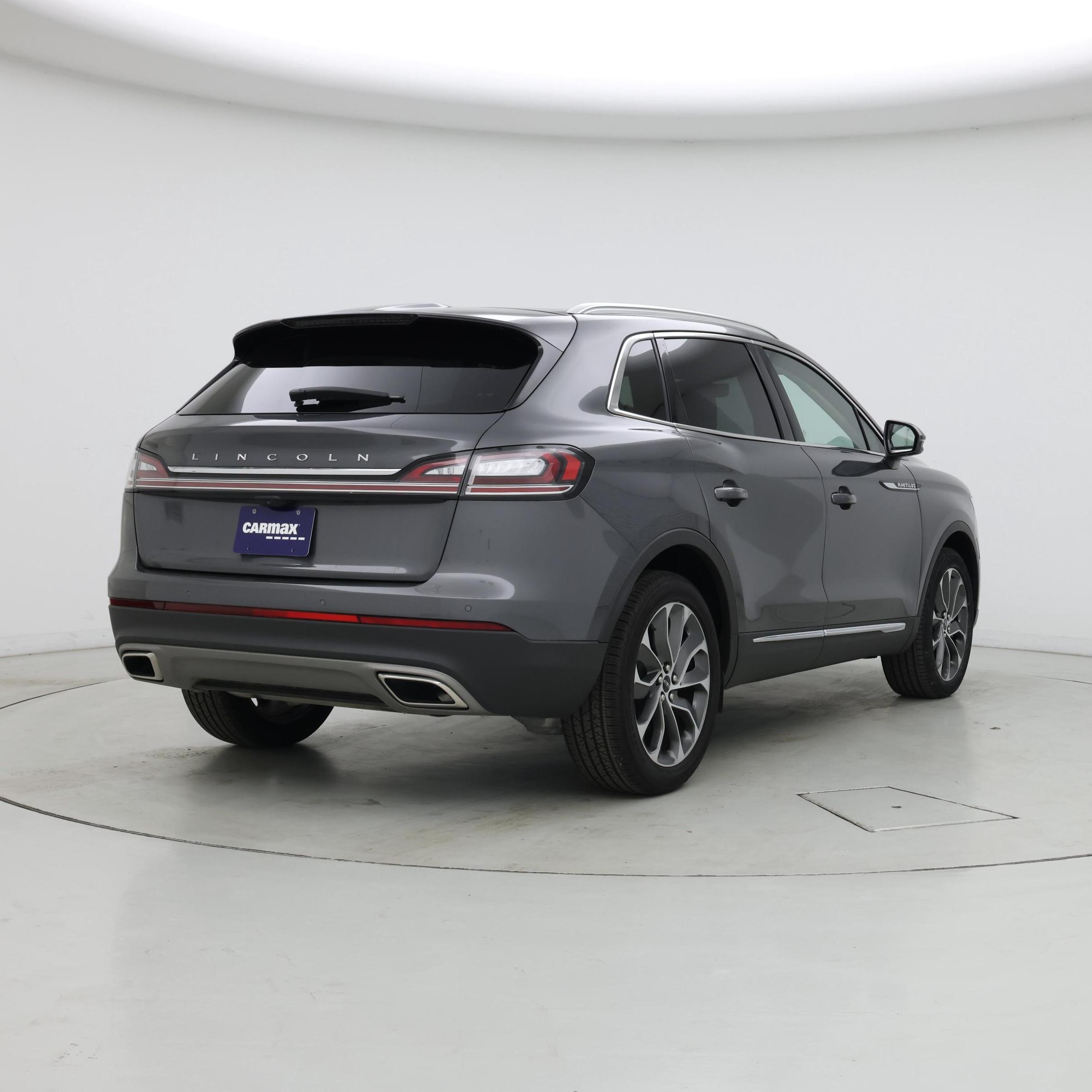 Thumbnail: 2023 Lincoln Nautilus - 8