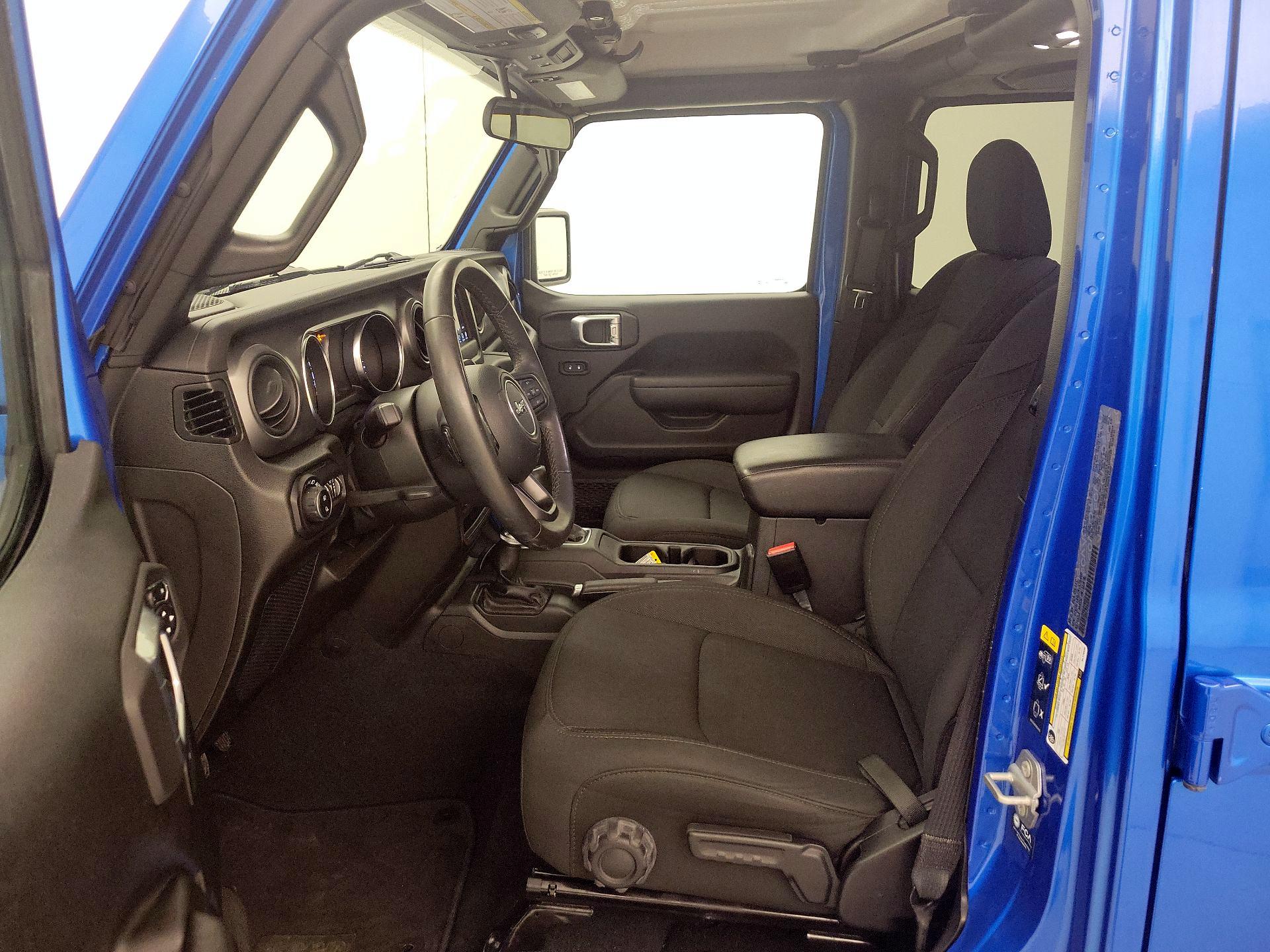 Thumbnail: 2022 Jeep Gladiator - 11