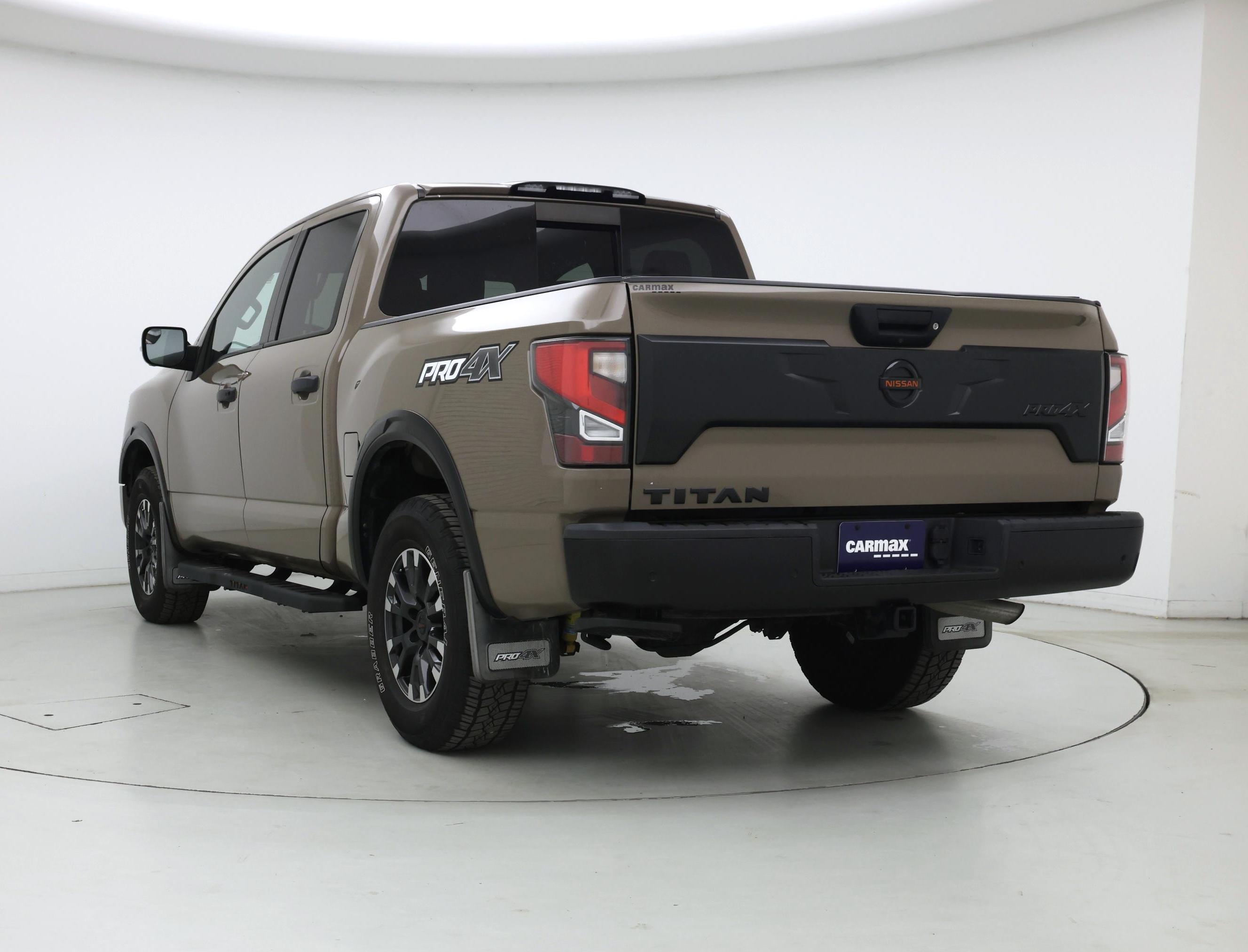 Thumbnail: 2021 Nissan Titan - 2