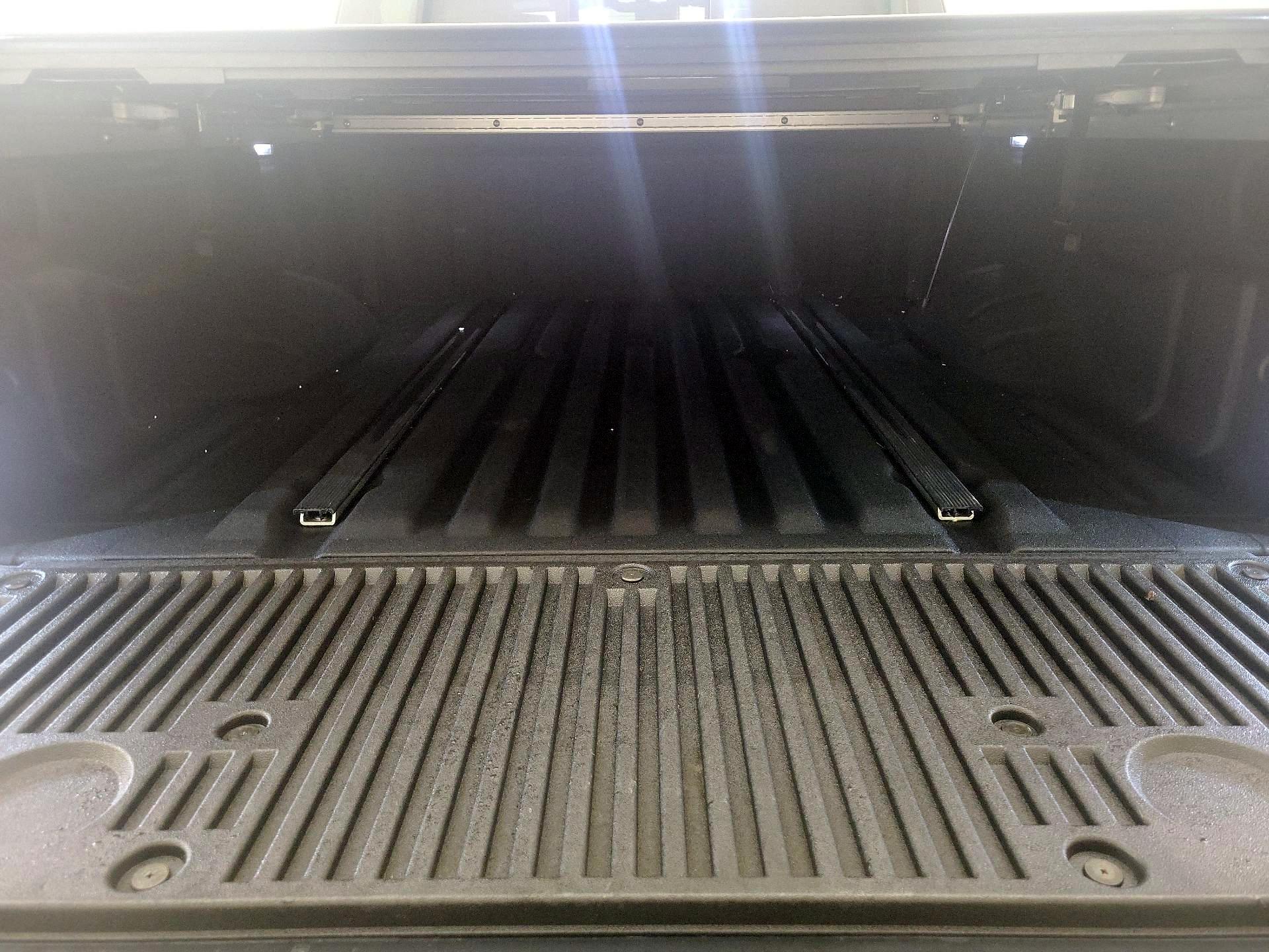 Thumbnail: 2021 Nissan Titan - 20