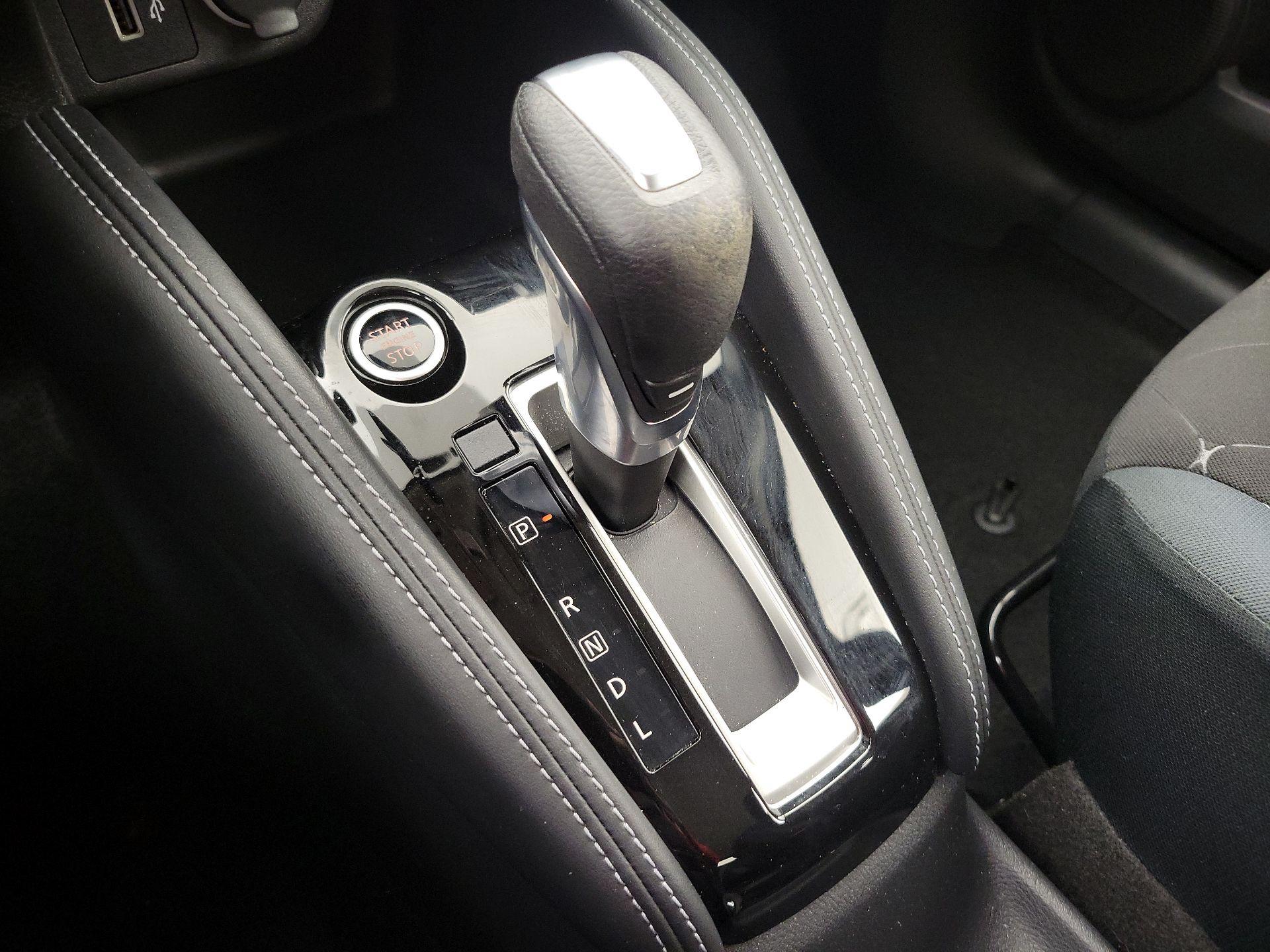 Thumbnail: 2020 Nissan Kicks - 17