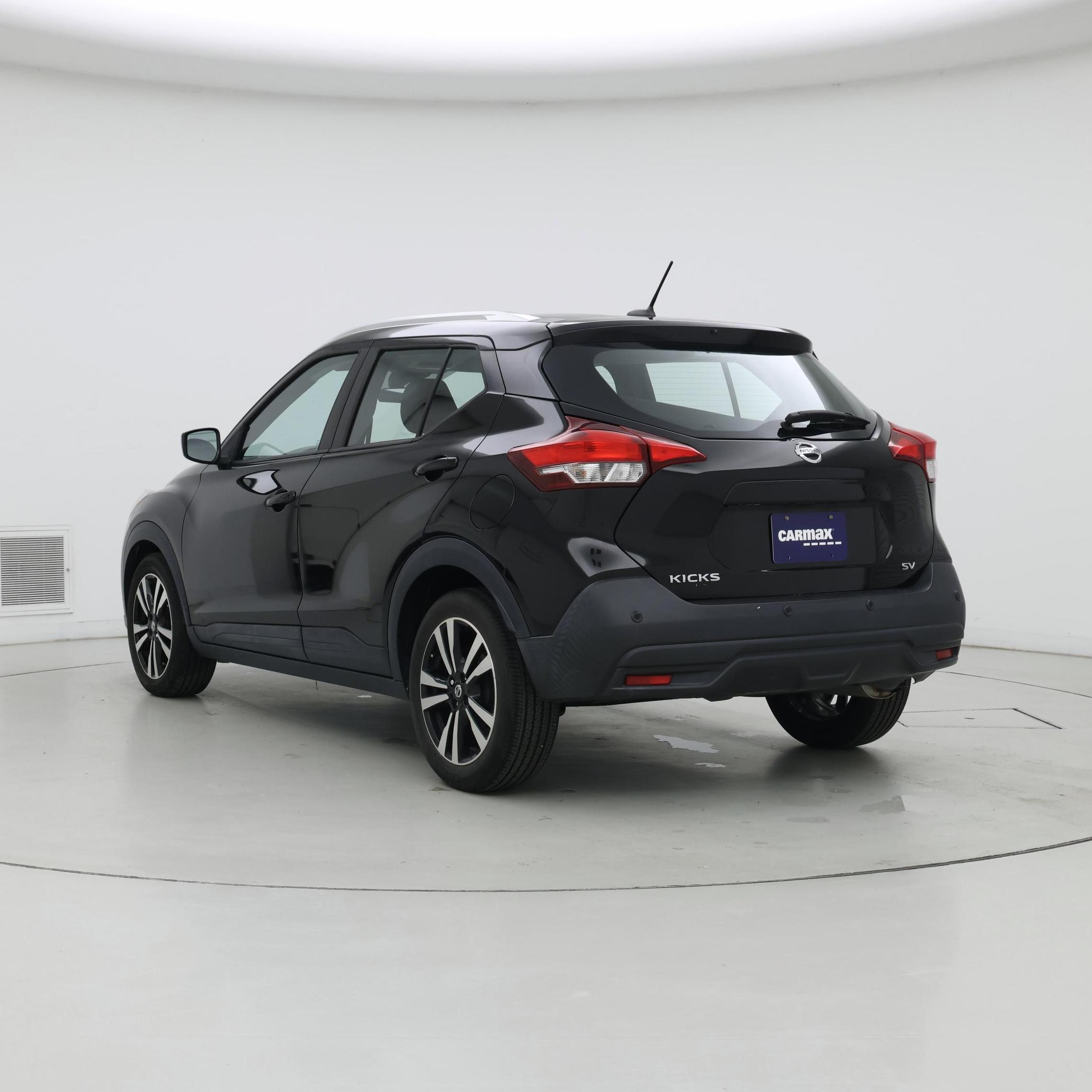 Thumbnail: 2020 Nissan Kicks - 2