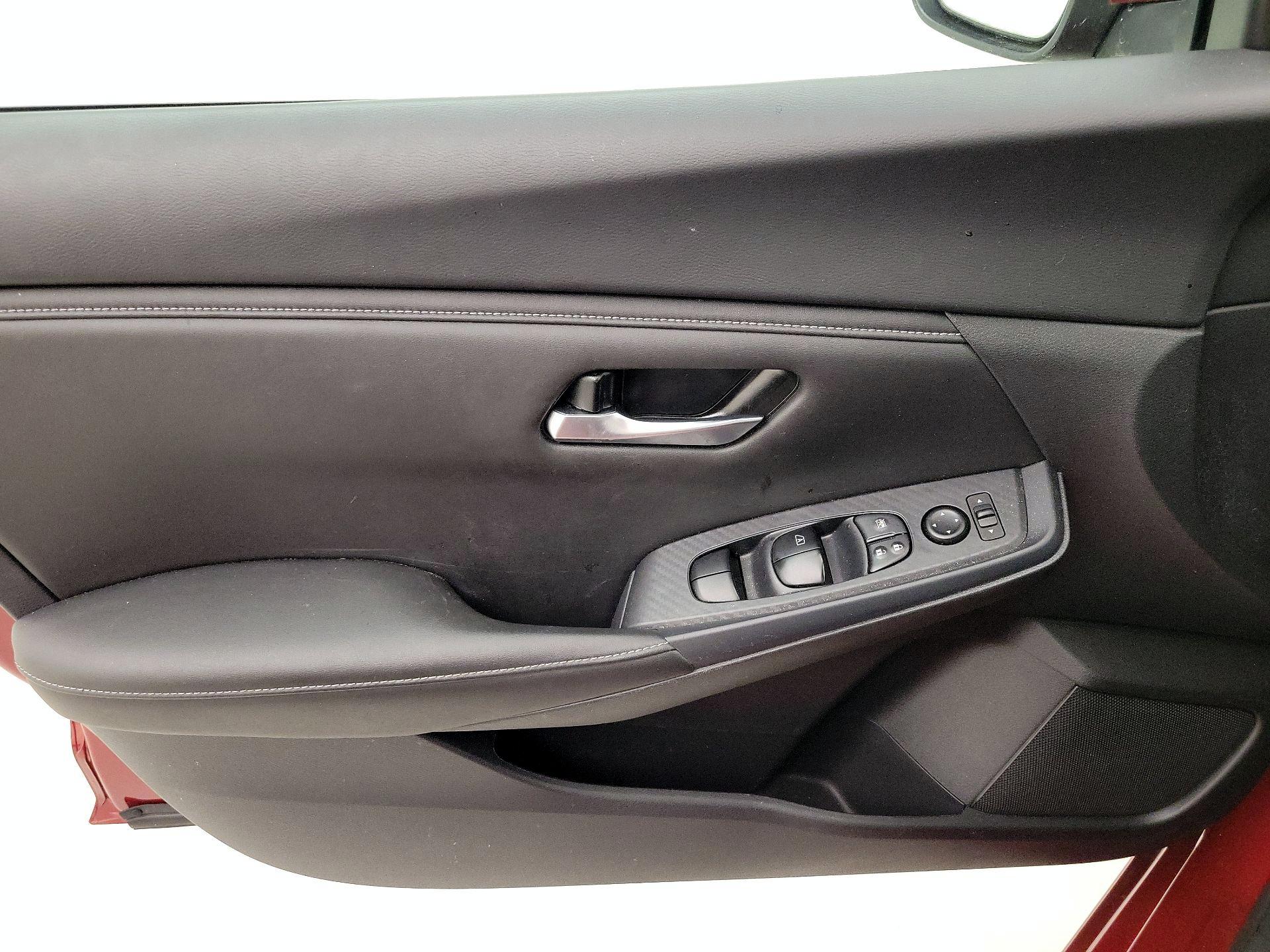 Thumbnail: 2023 Nissan Sentra - 12