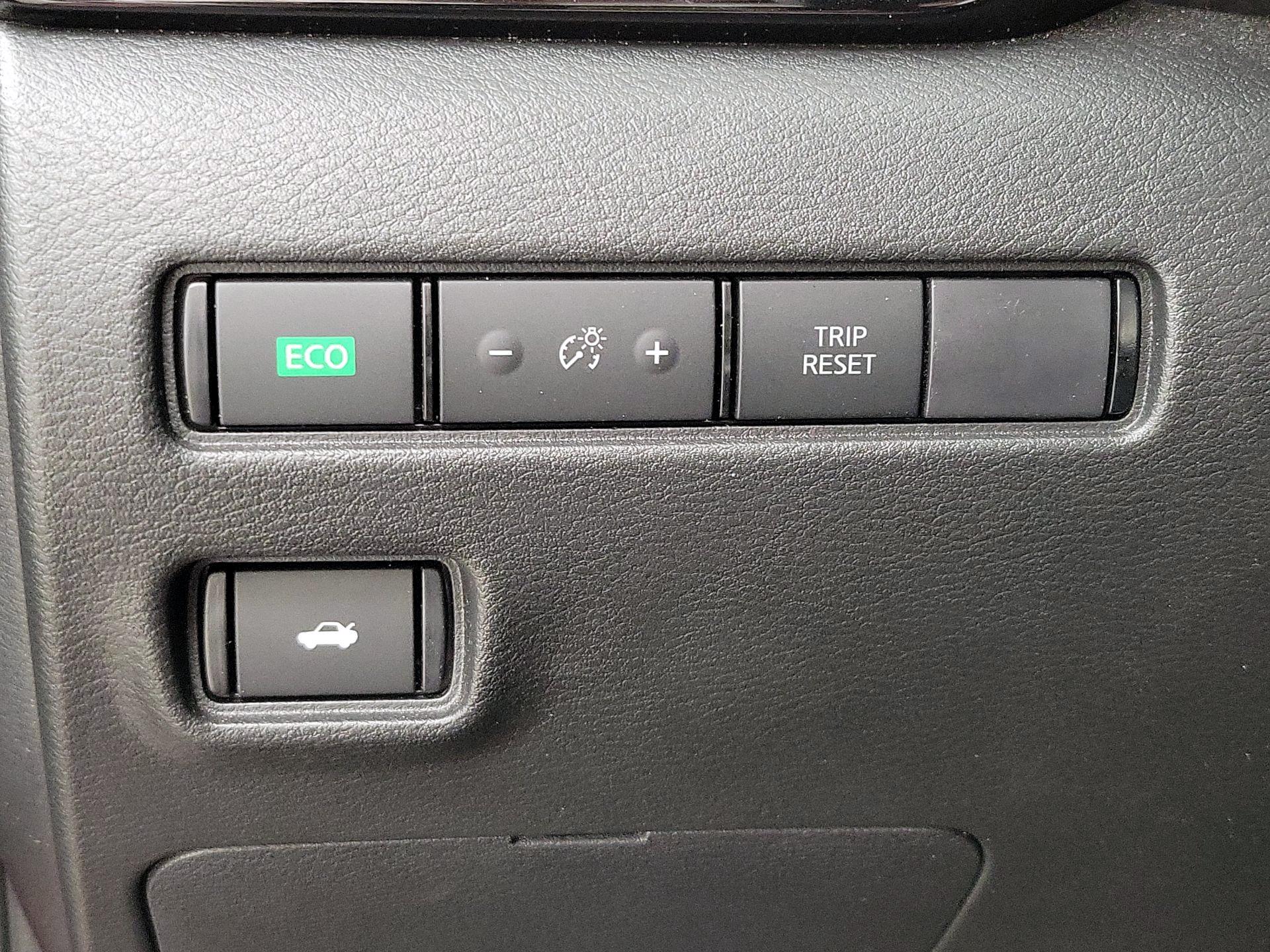 Thumbnail: 2023 Nissan Sentra - 13