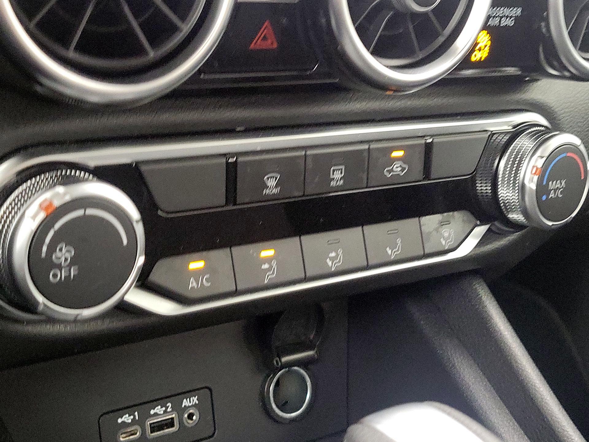 Thumbnail: 2023 Nissan Sentra - 16